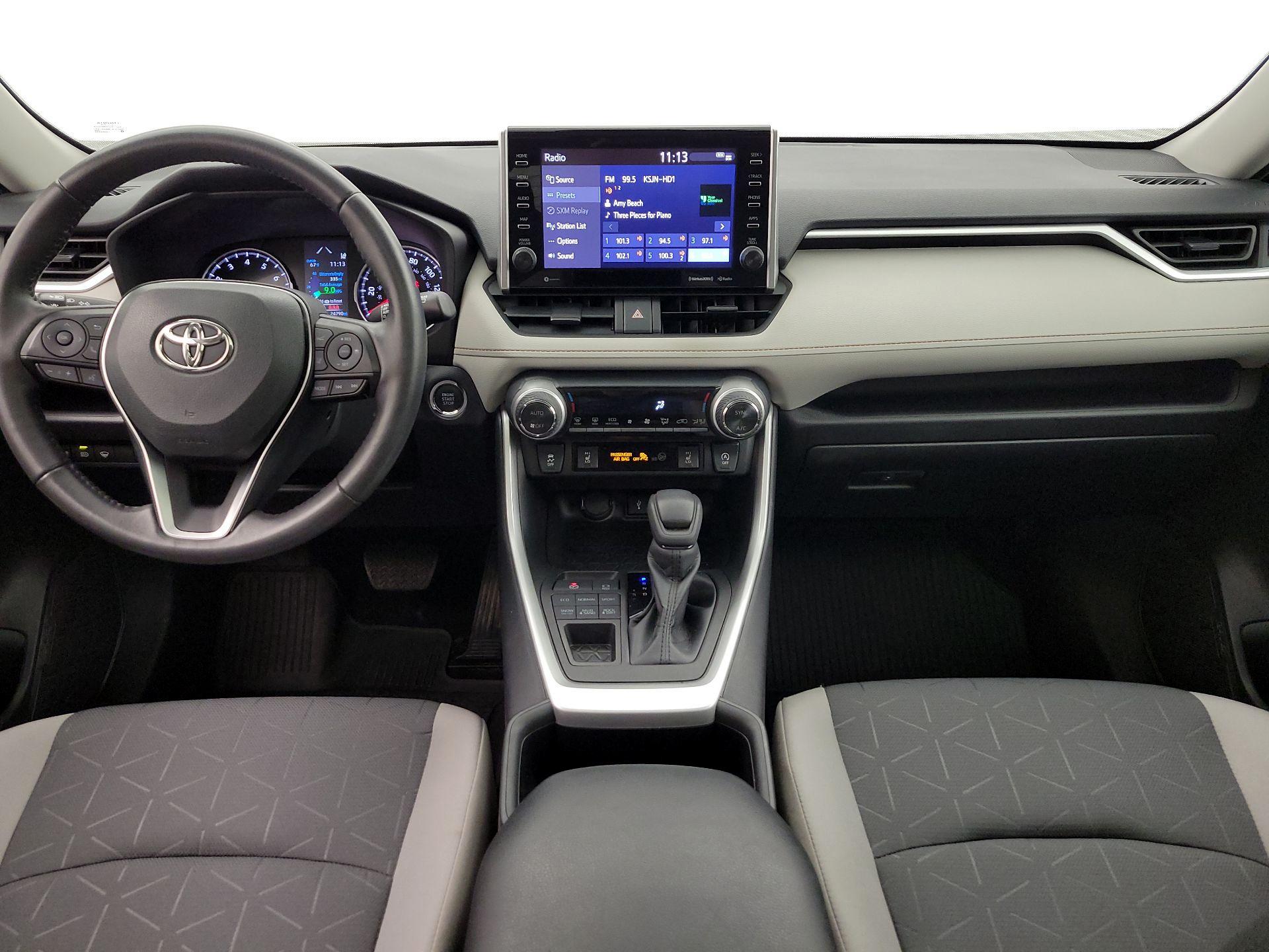 Thumbnail: 2022 Toyota RAV4 - 9