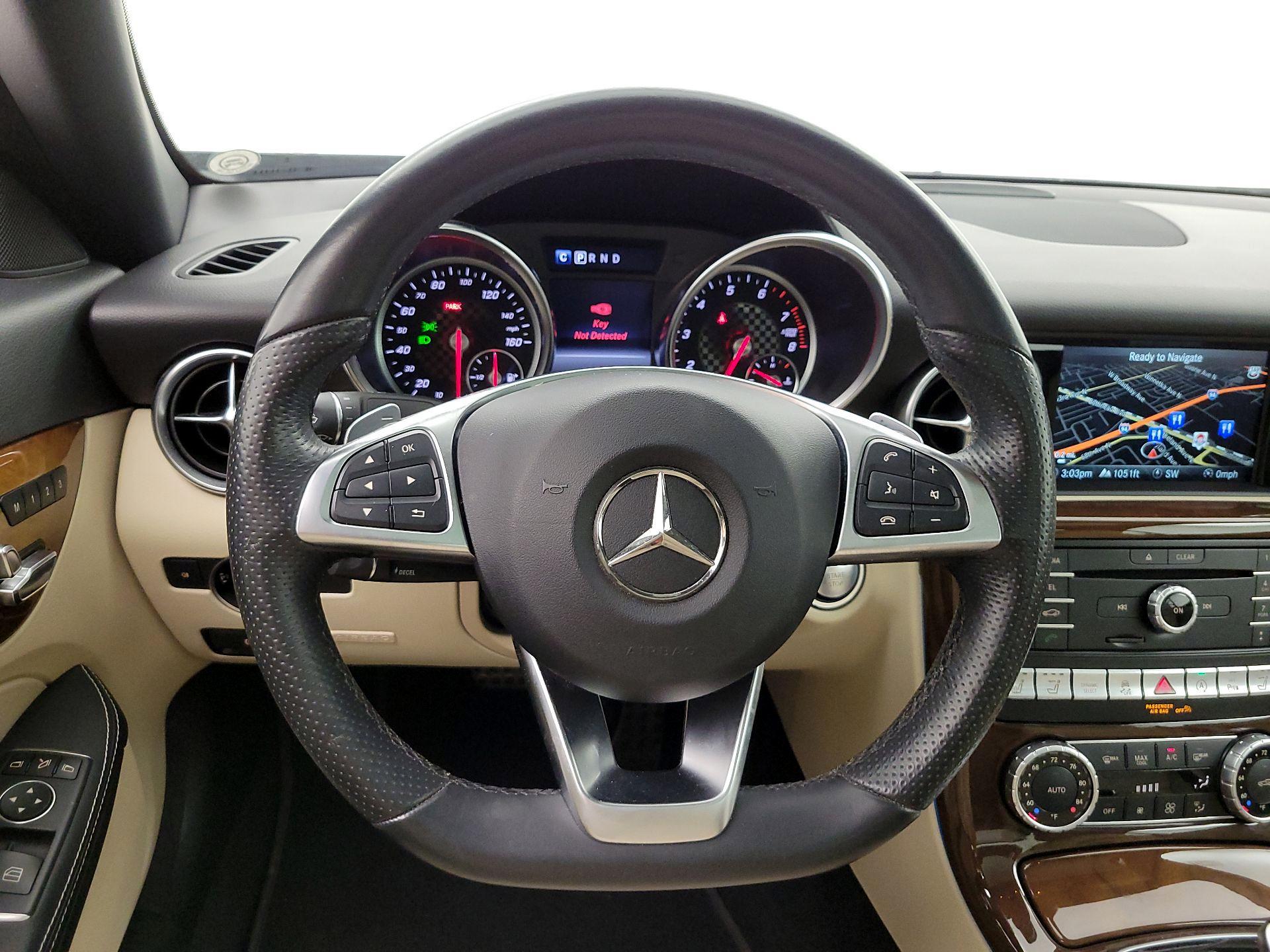 Thumbnail: 2020 Mercedes-Benz SLC - 10