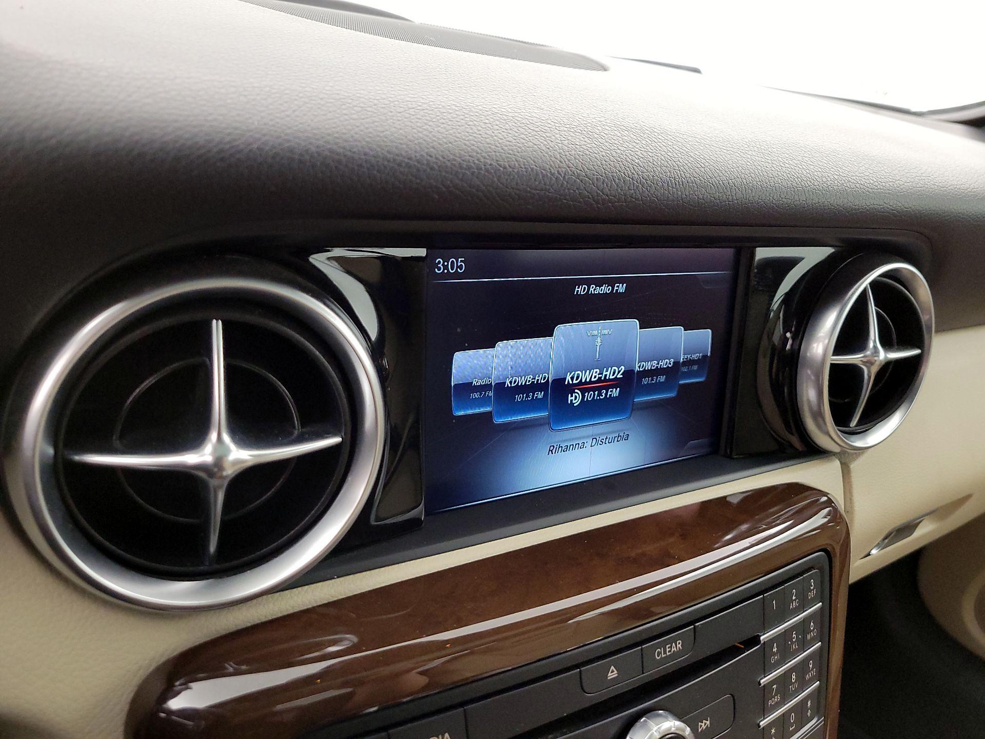 Thumbnail: 2020 Mercedes-Benz SLC - 16