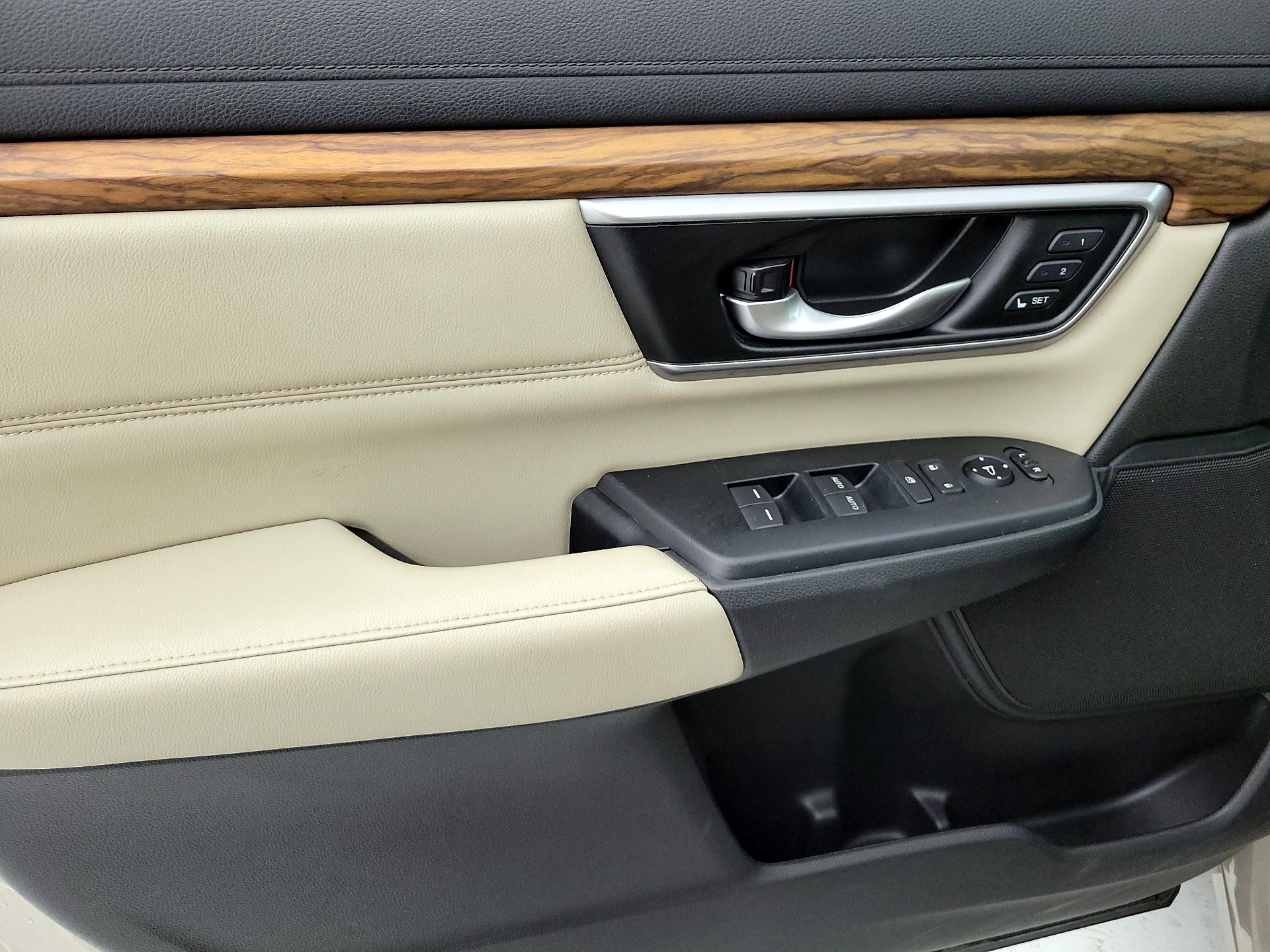 Thumbnail: 2018 Honda CR-V - 12