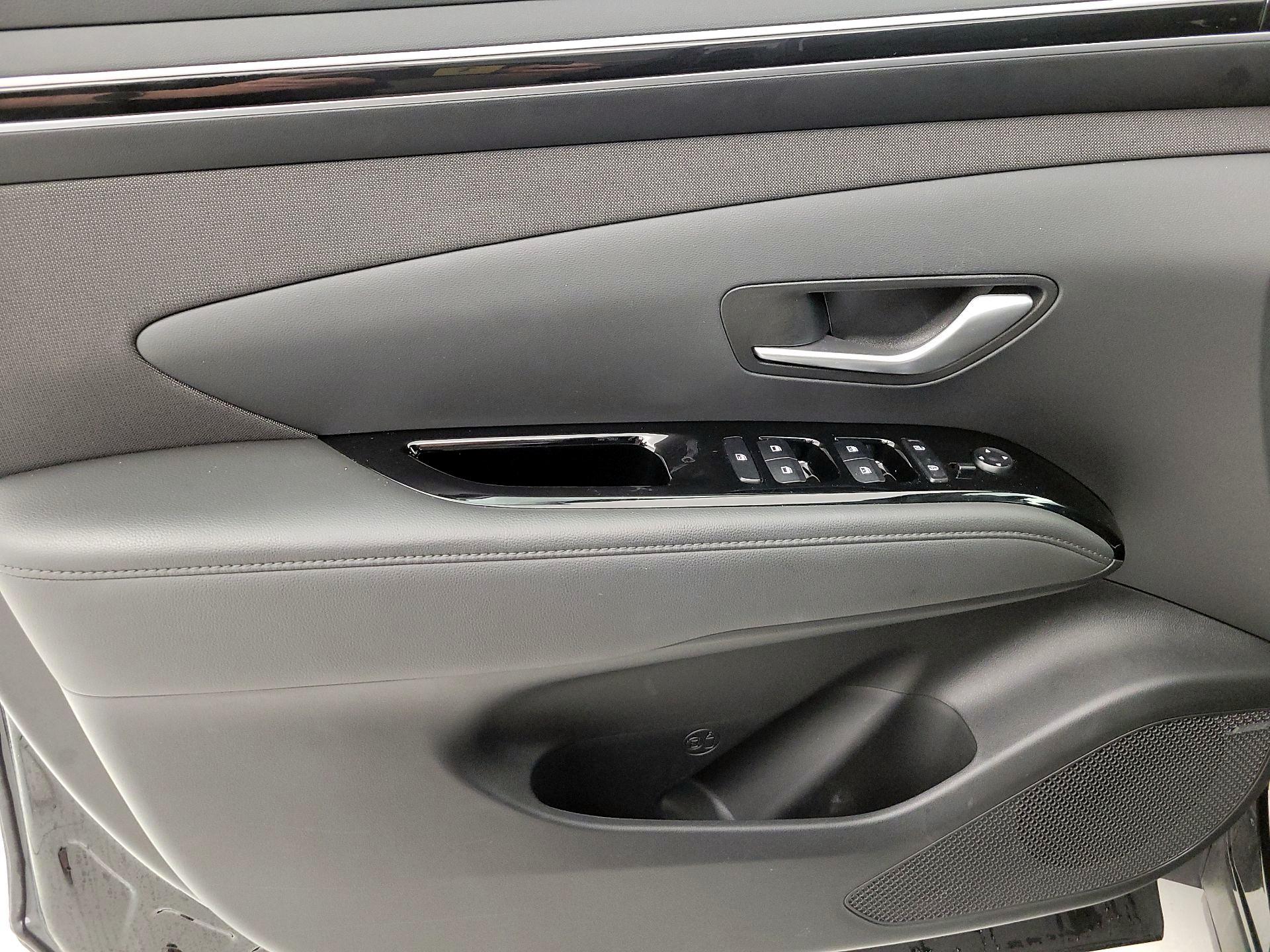 Thumbnail: 2023 Hyundai Tucson - 12