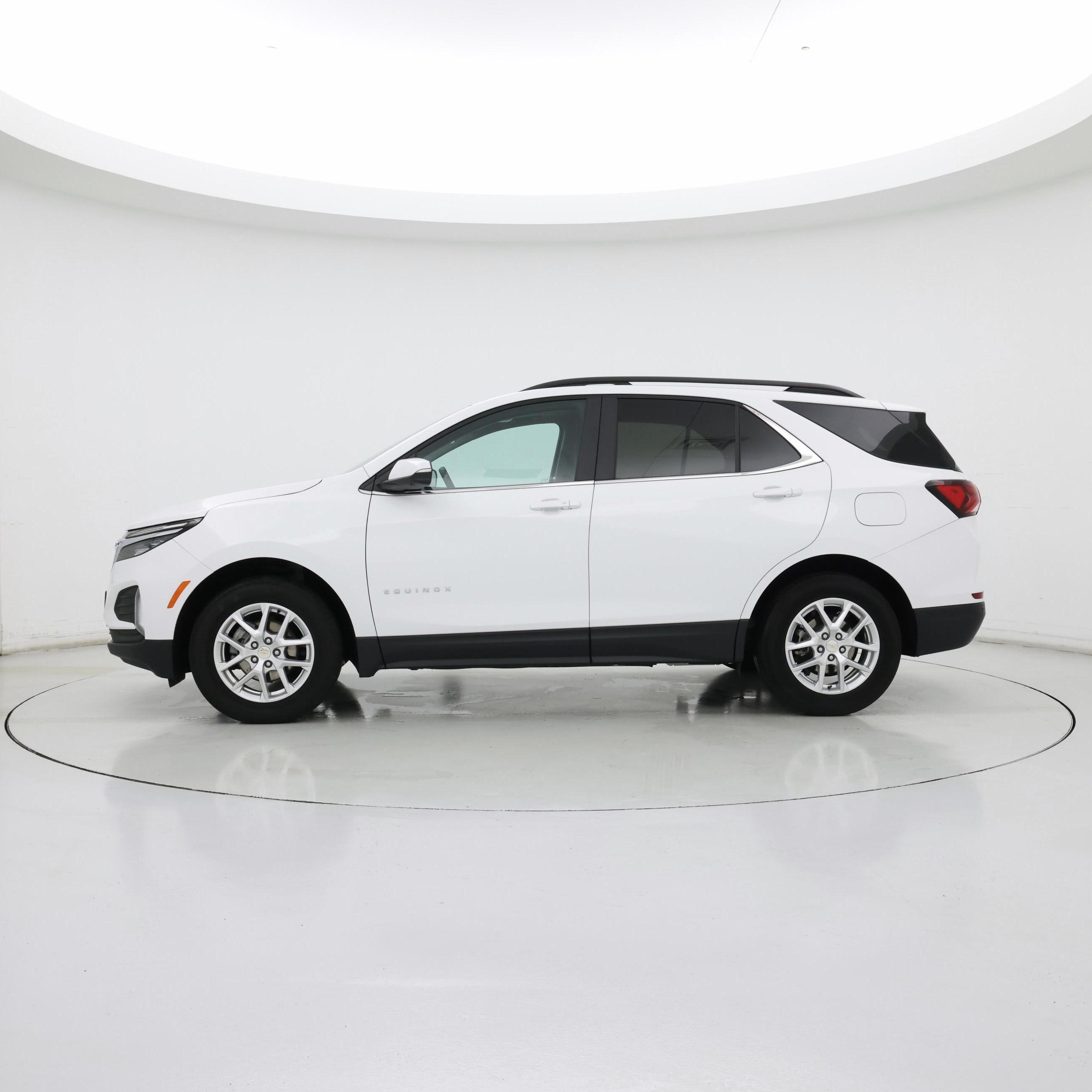 Thumbnail: 2024 Chevrolet Equinox - 3
