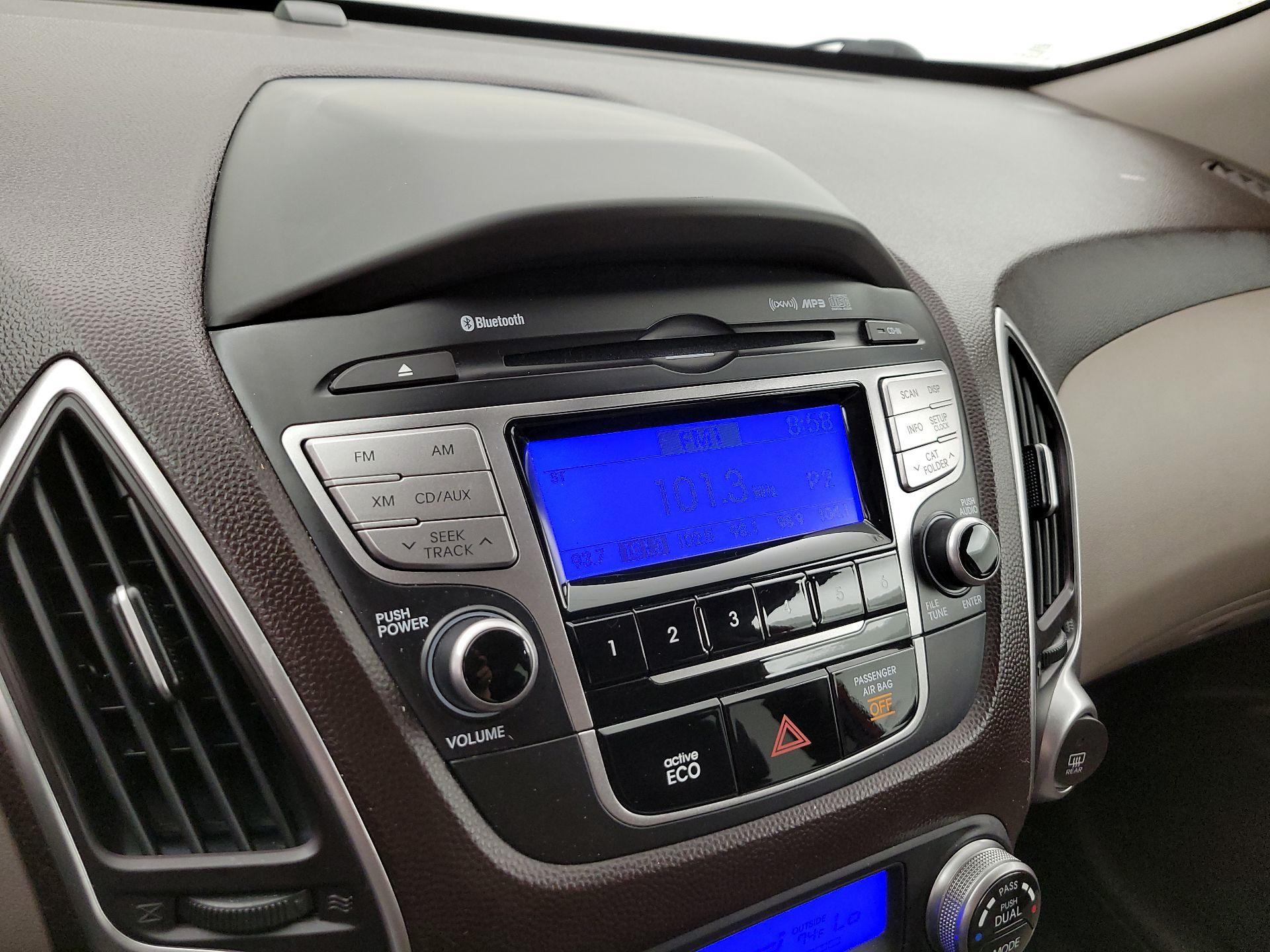 Thumbnail: 2013 Hyundai Tucson - 14