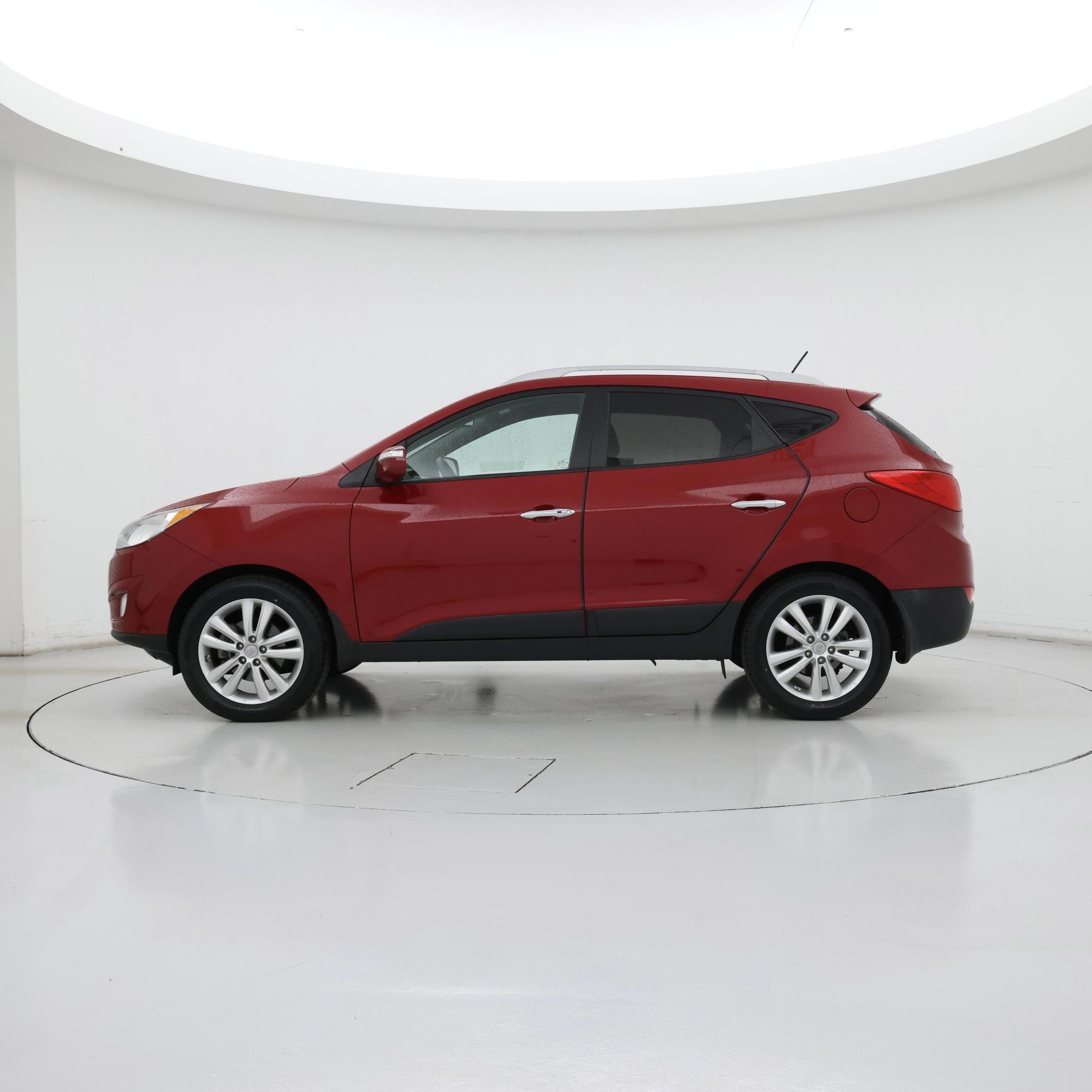 Thumbnail: 2013 Hyundai Tucson - 3