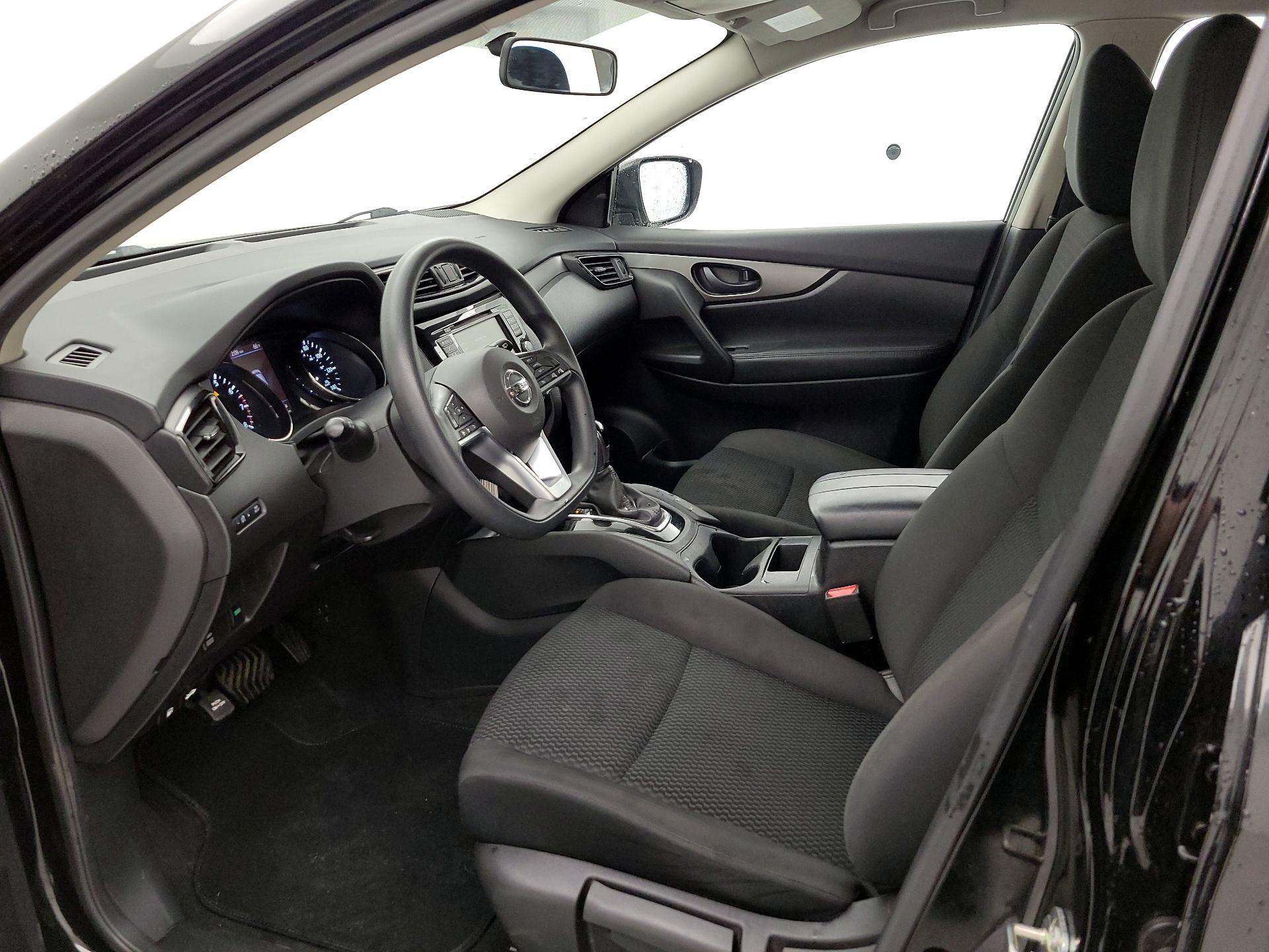 Thumbnail: 2019 Nissan Rogue Sport - 11