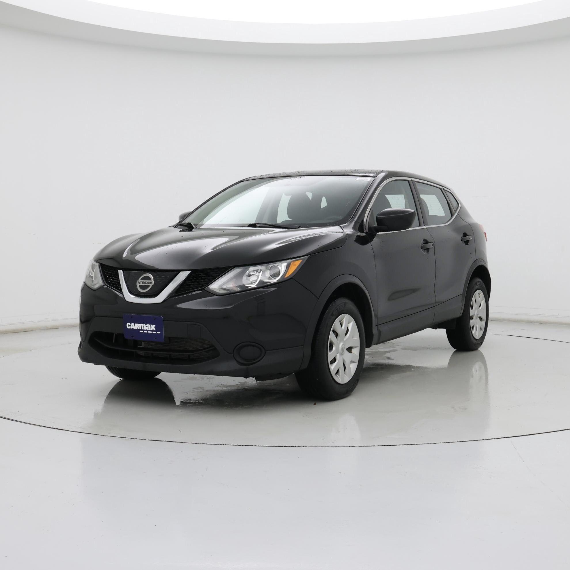 Thumbnail: 2019 Nissan Rogue Sport - 4