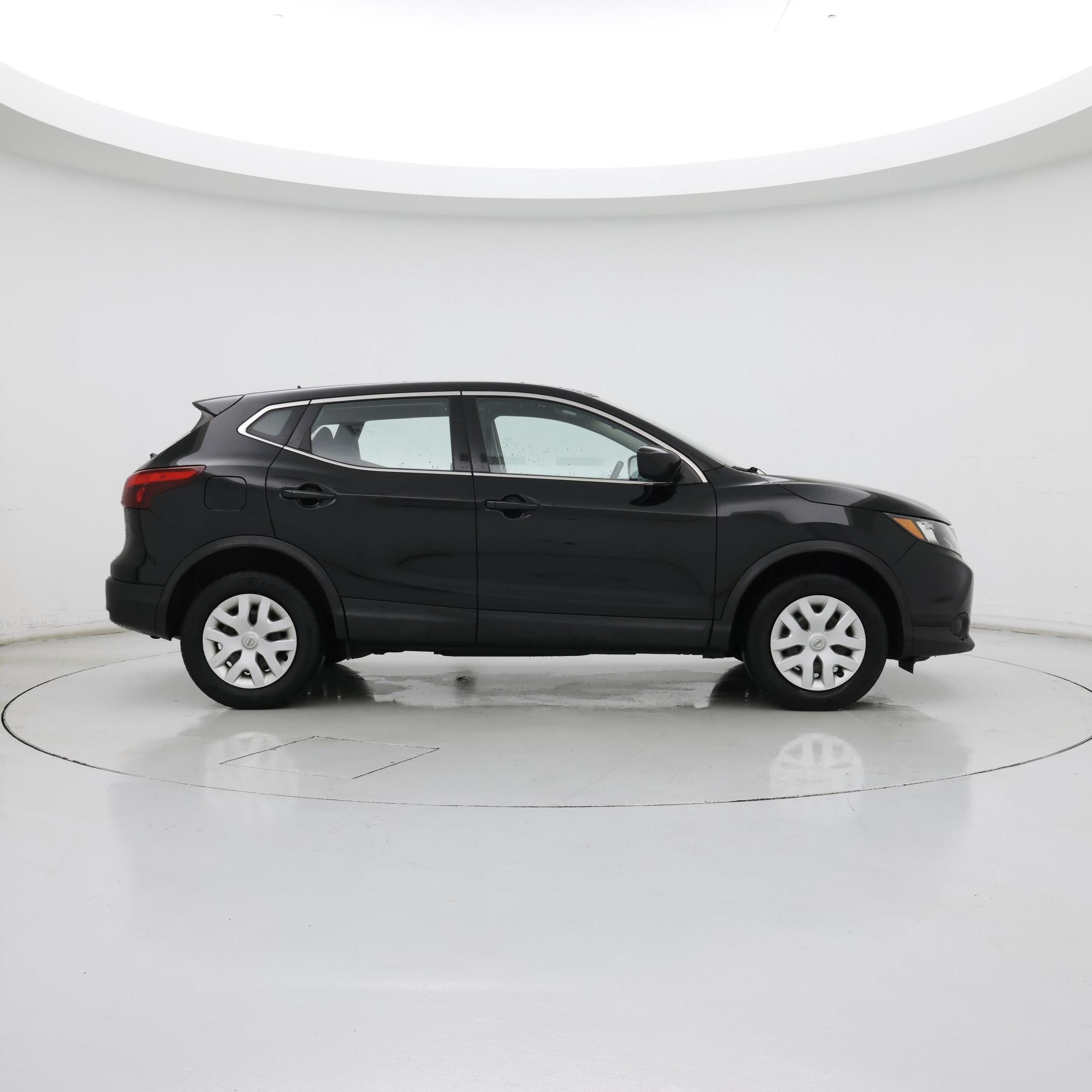 Thumbnail: 2019 Nissan Rogue Sport - 7