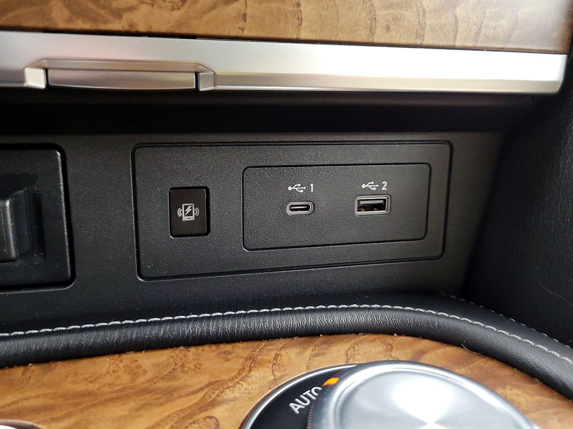 Thumbnail: 2021 Nissan Armada - 18