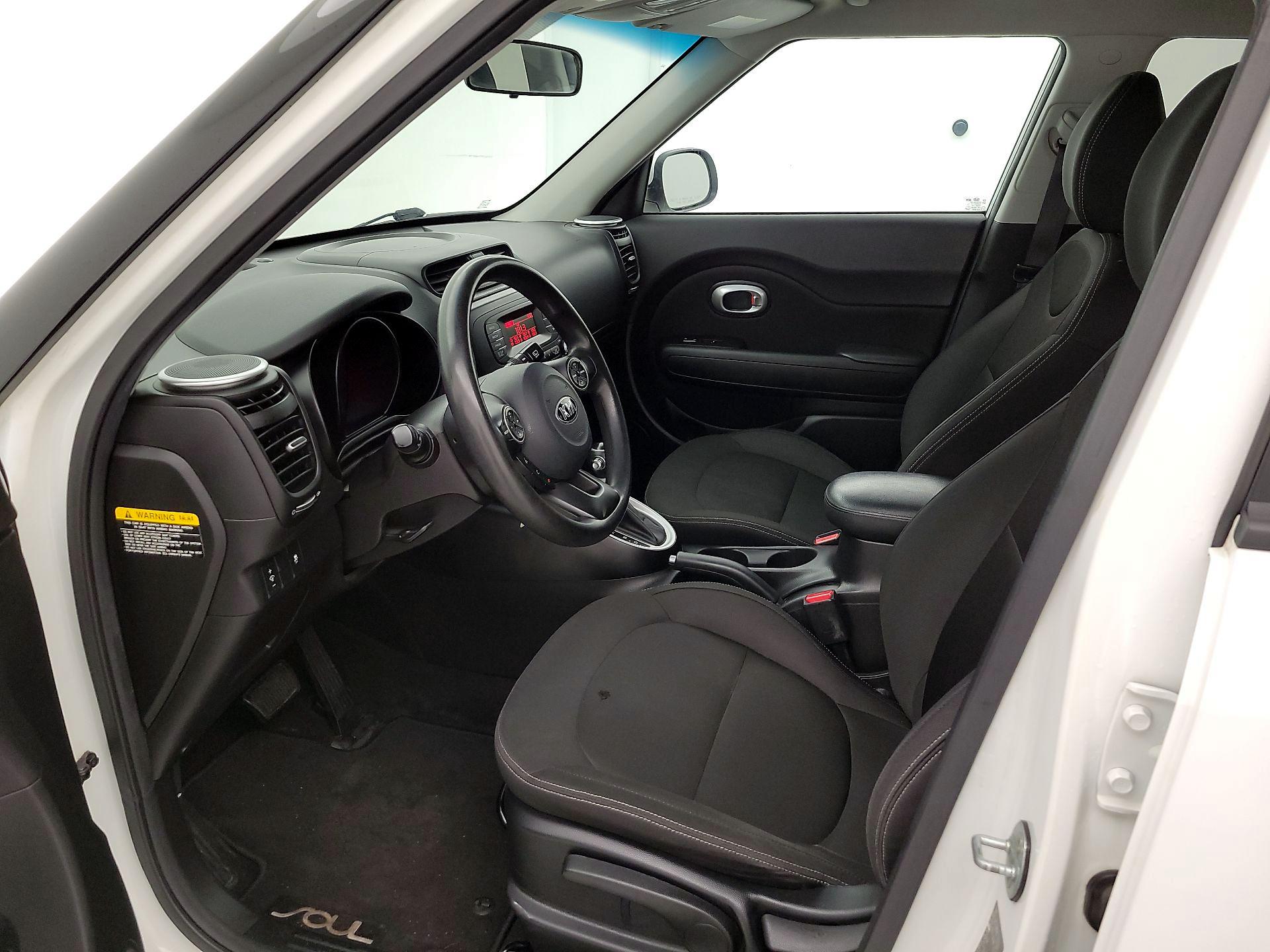 Thumbnail: 2016 Kia Soul - 11