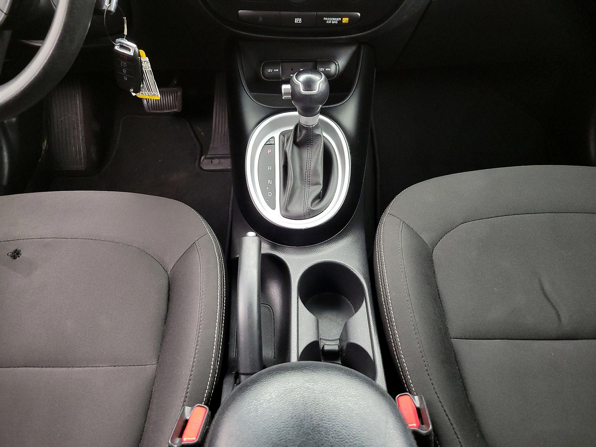 Thumbnail: 2016 Kia Soul - 16