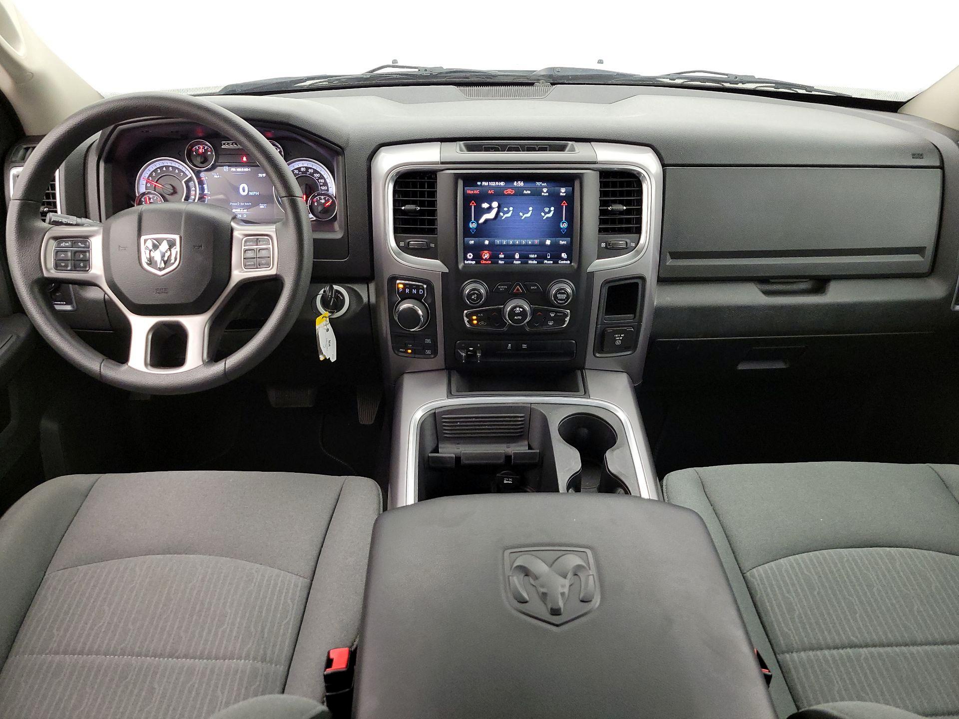 Thumbnail: 2023 RAM 1500 Classic - 9