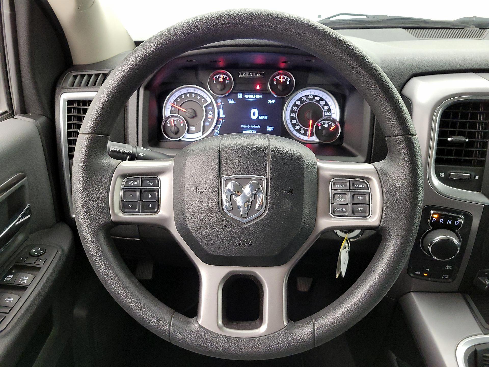 Thumbnail: 2023 RAM 1500 Classic - 10