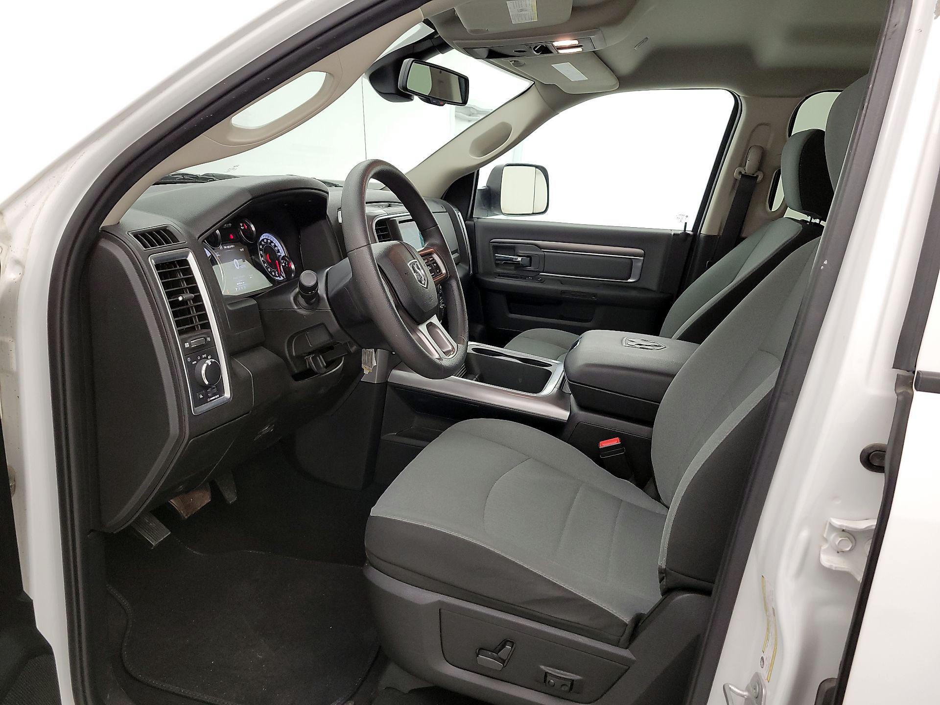 Thumbnail: 2023 RAM 1500 Classic - 11
