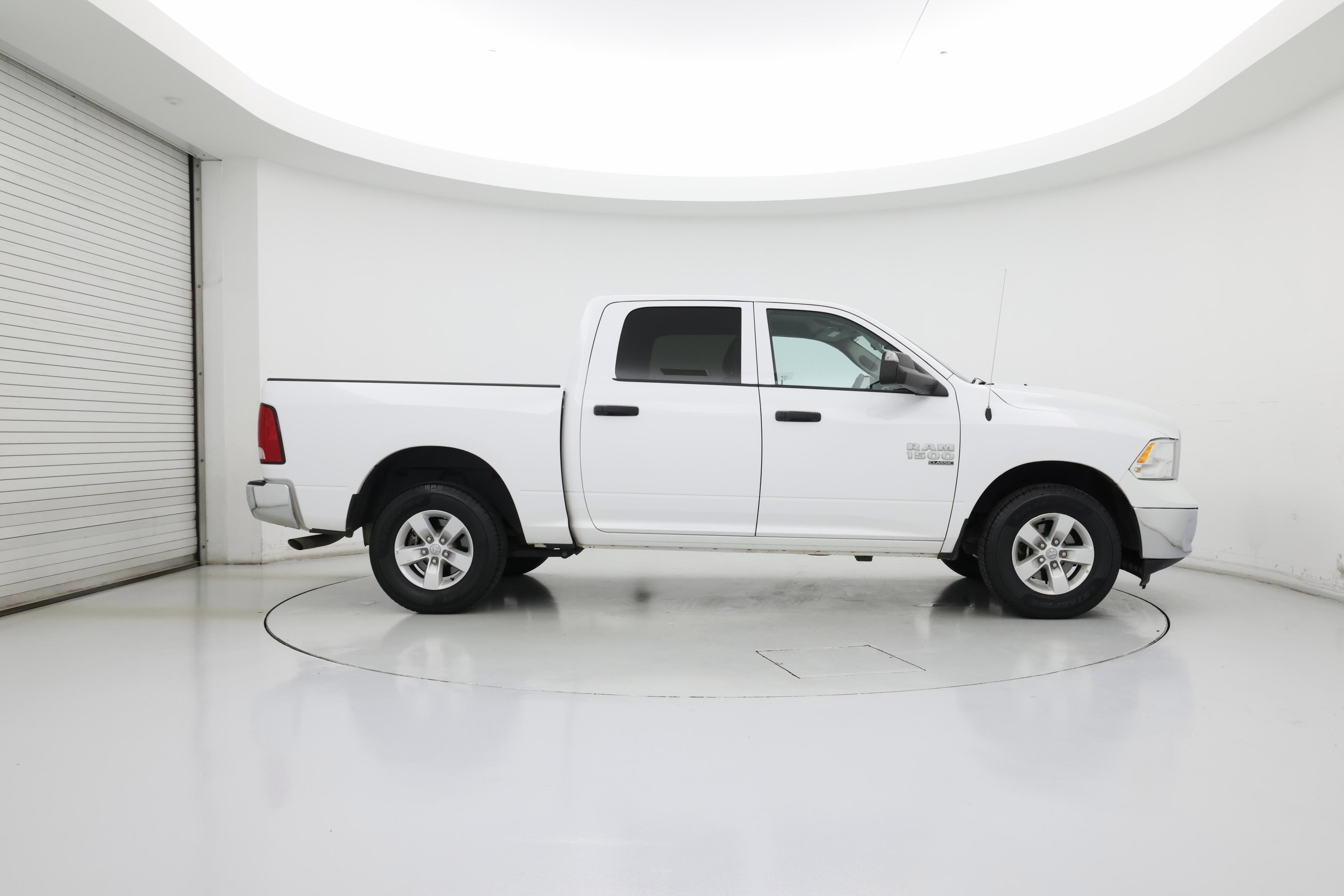 Thumbnail: 2023 RAM 1500 Classic - 7