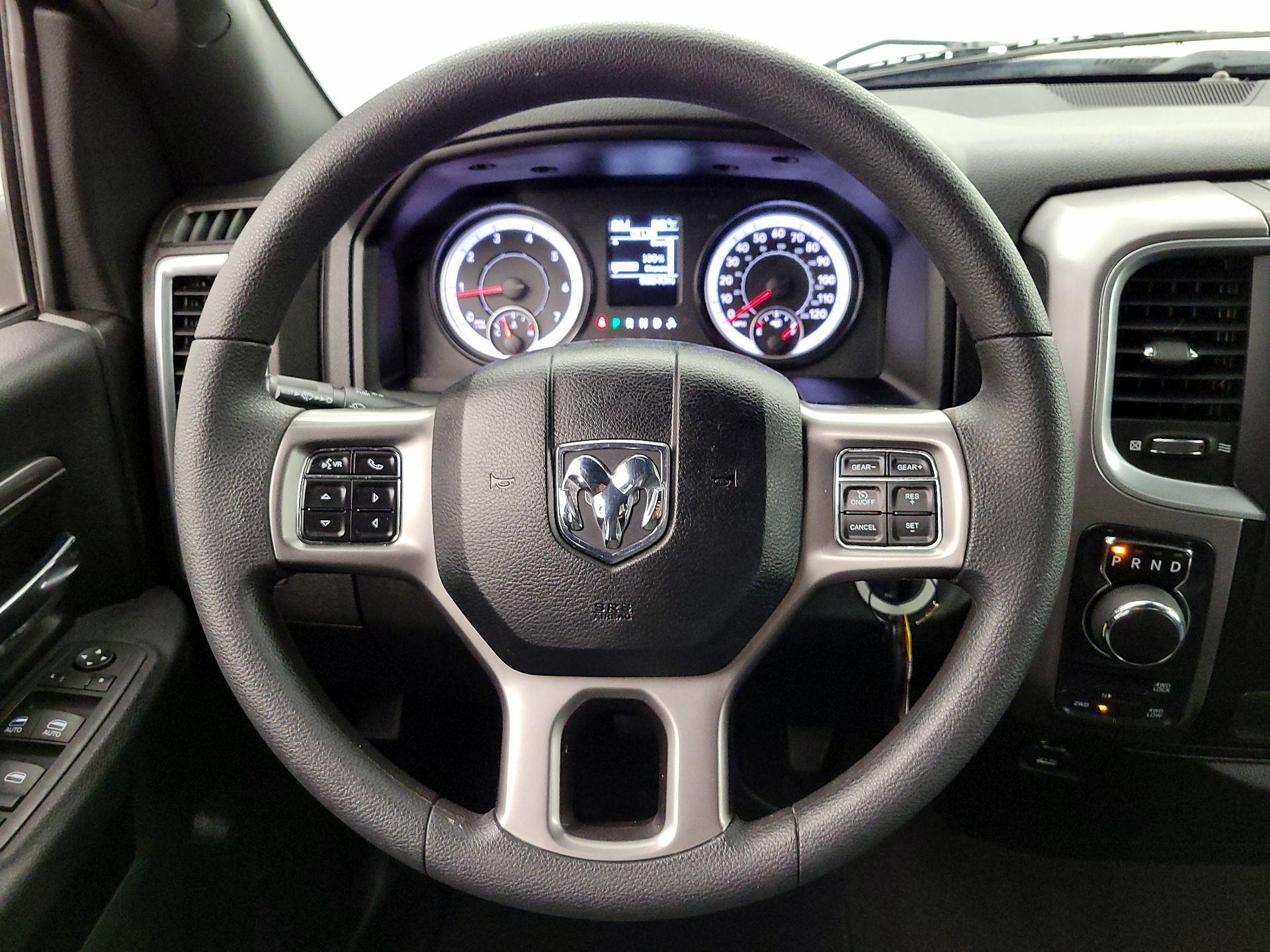 Thumbnail: 2022 RAM 1500 Classic - 10