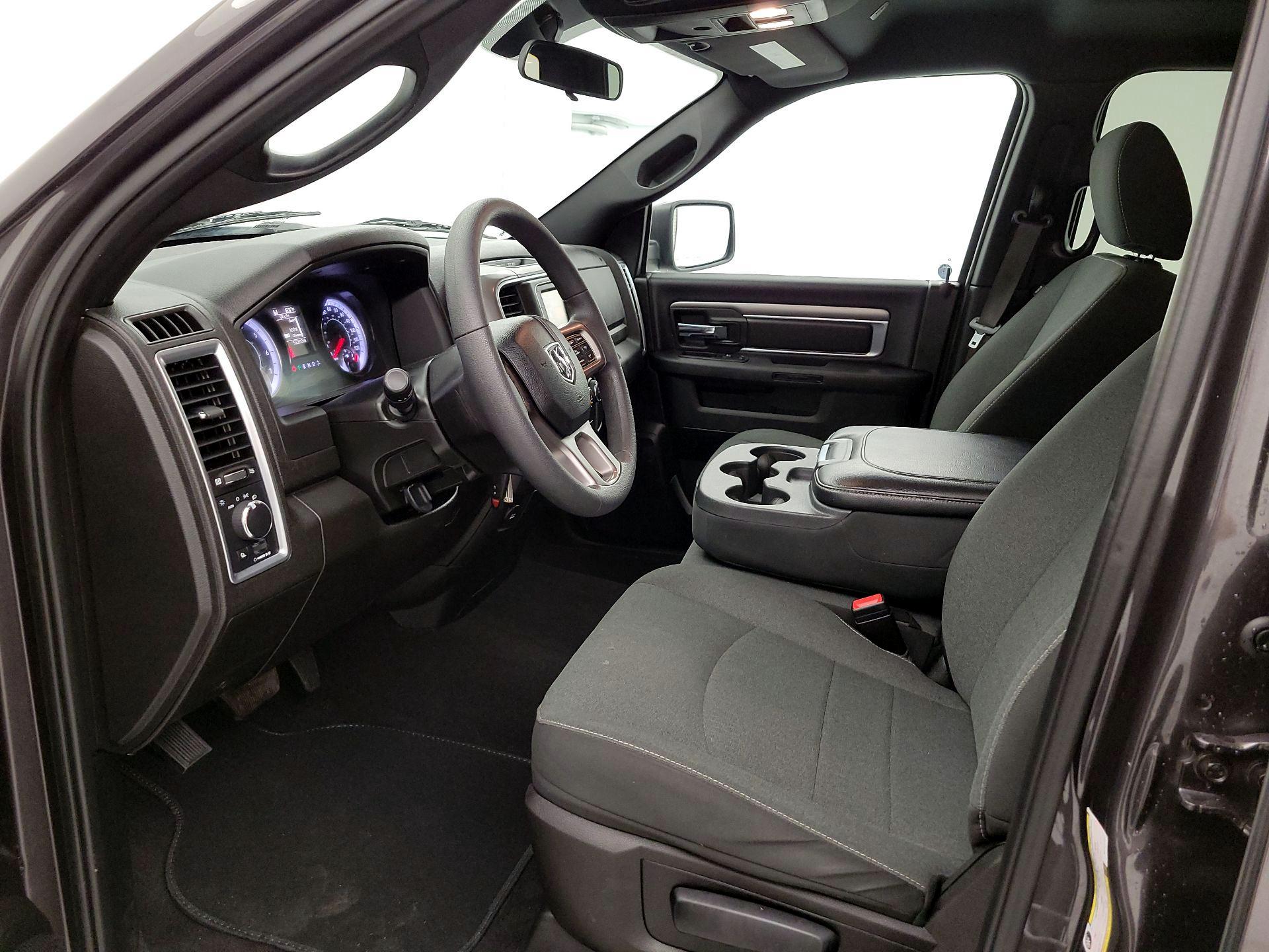 Thumbnail: 2022 RAM 1500 Classic - 11