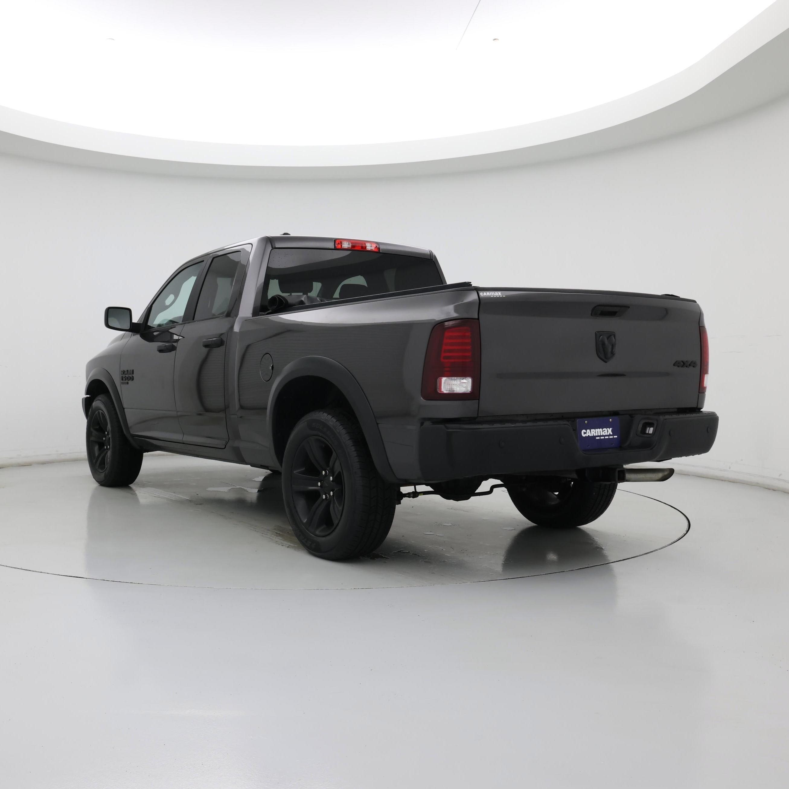Thumbnail: 2022 RAM 1500 Classic - 2
