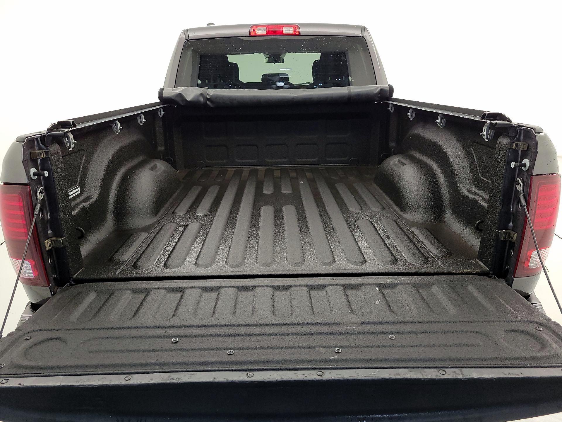 Thumbnail: 2022 RAM 1500 Classic - 20