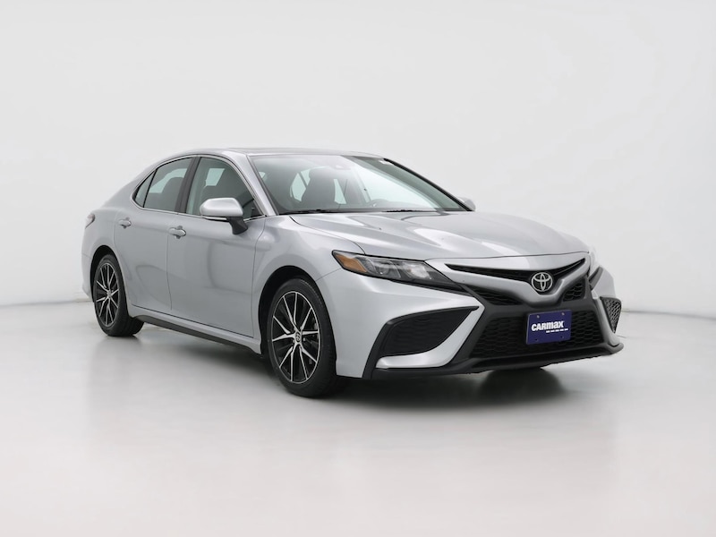 2022 Toyota Camry SE -
                  Minneapolis, MN