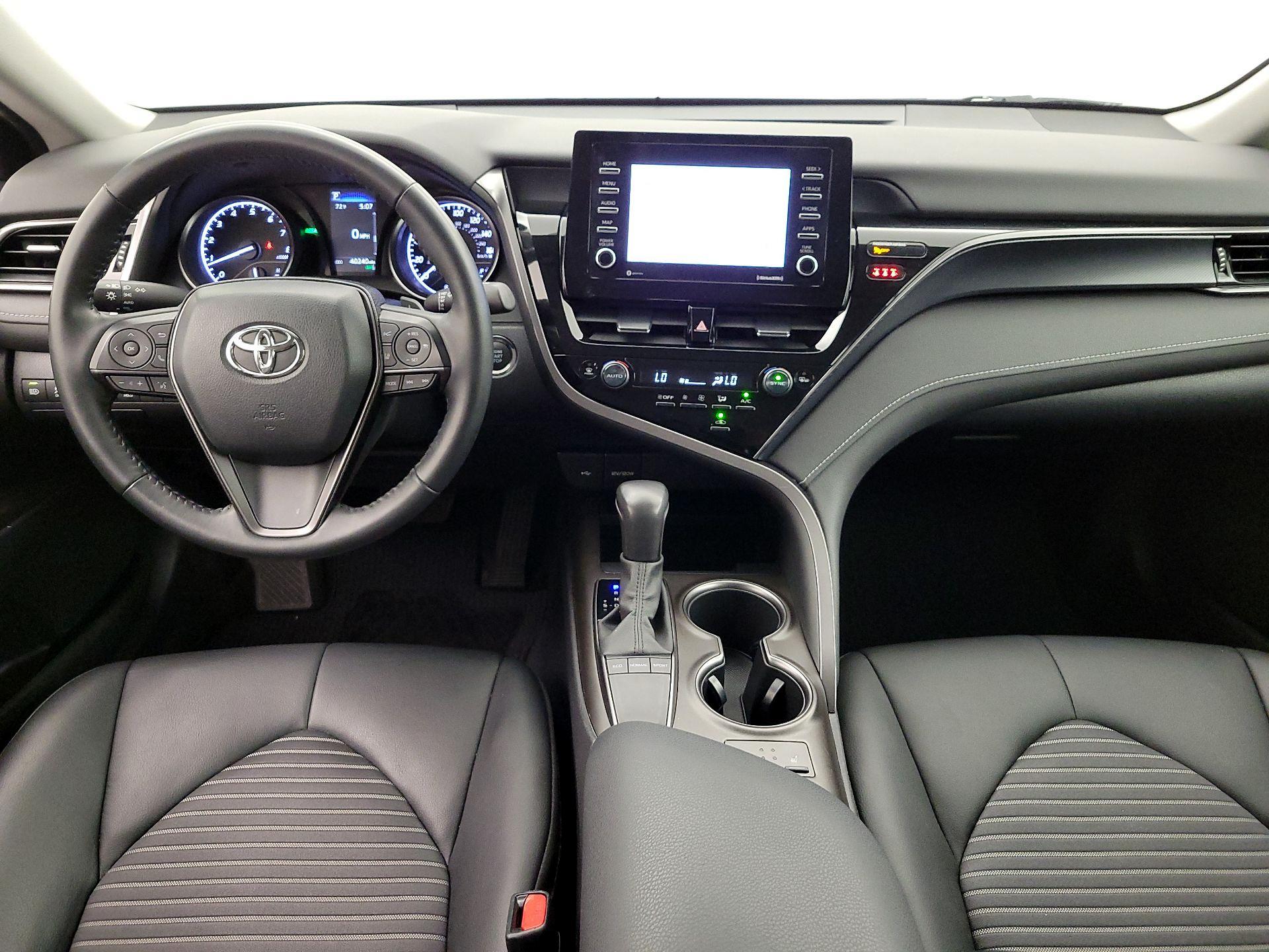 Thumbnail: 2022 Toyota Camry - 9