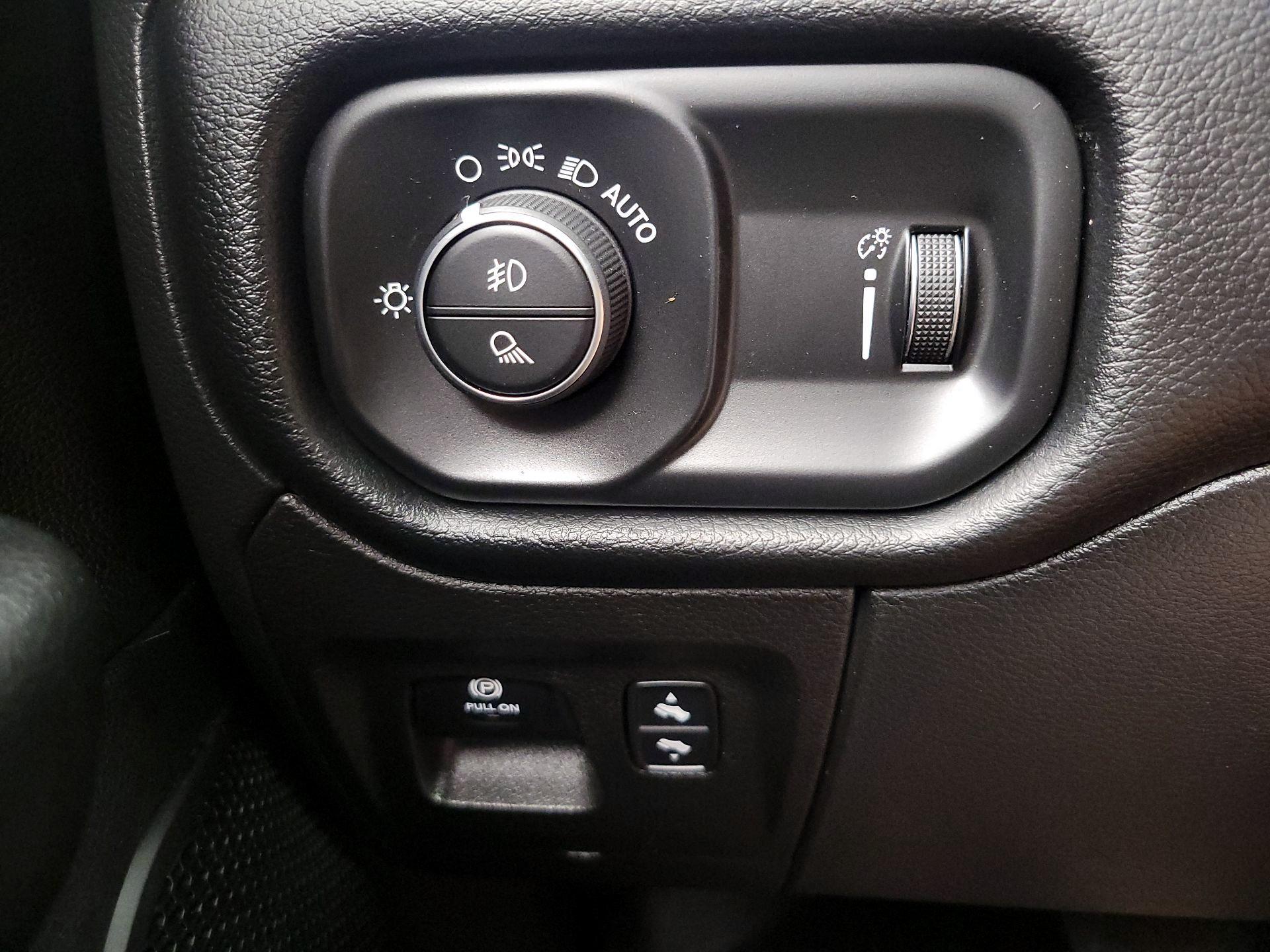 Thumbnail: 2021 RAM 1500 - 13