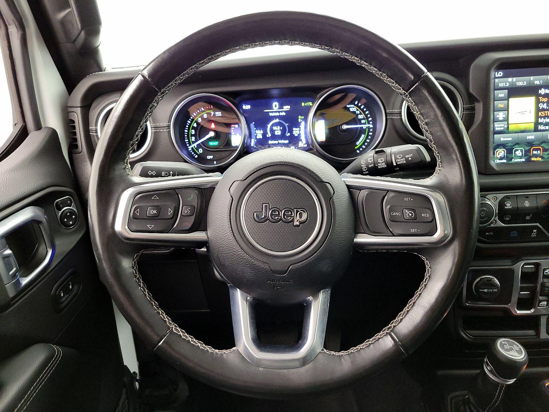 Thumbnail: 2022 Jeep Wrangler - 10
