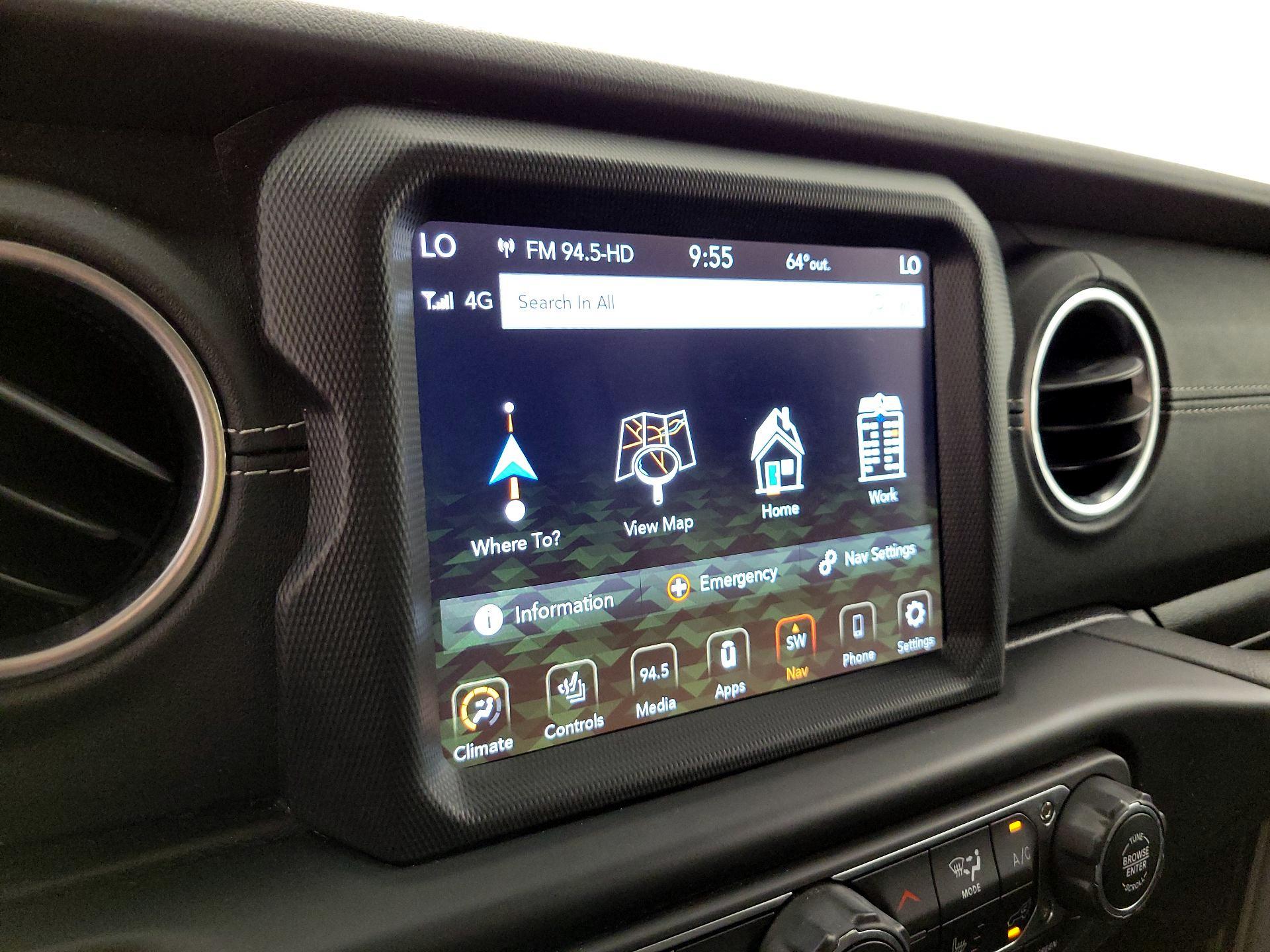 Thumbnail: 2022 Jeep Wrangler - 14