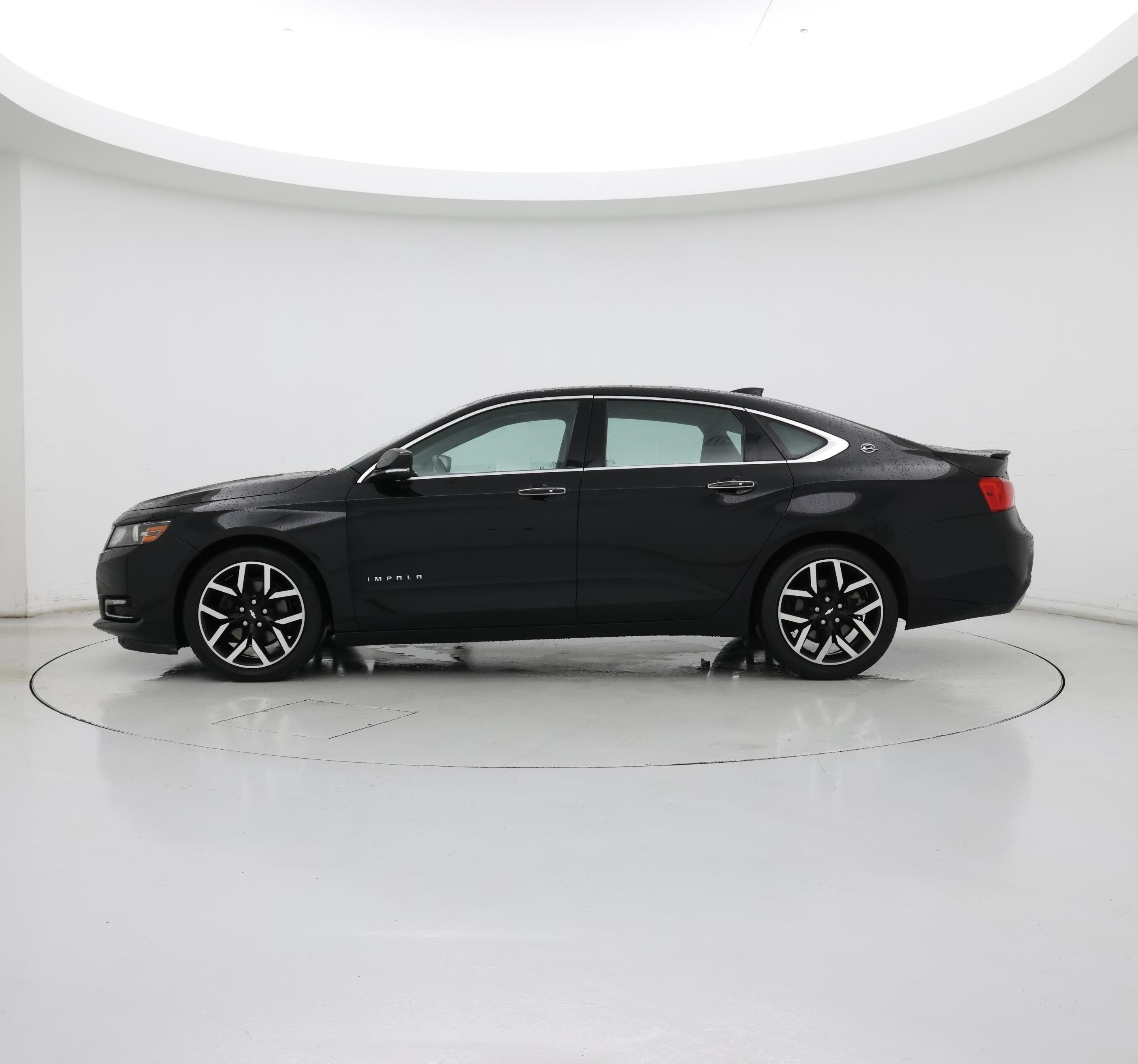 Thumbnail: 2019 Chevrolet Impala - 3