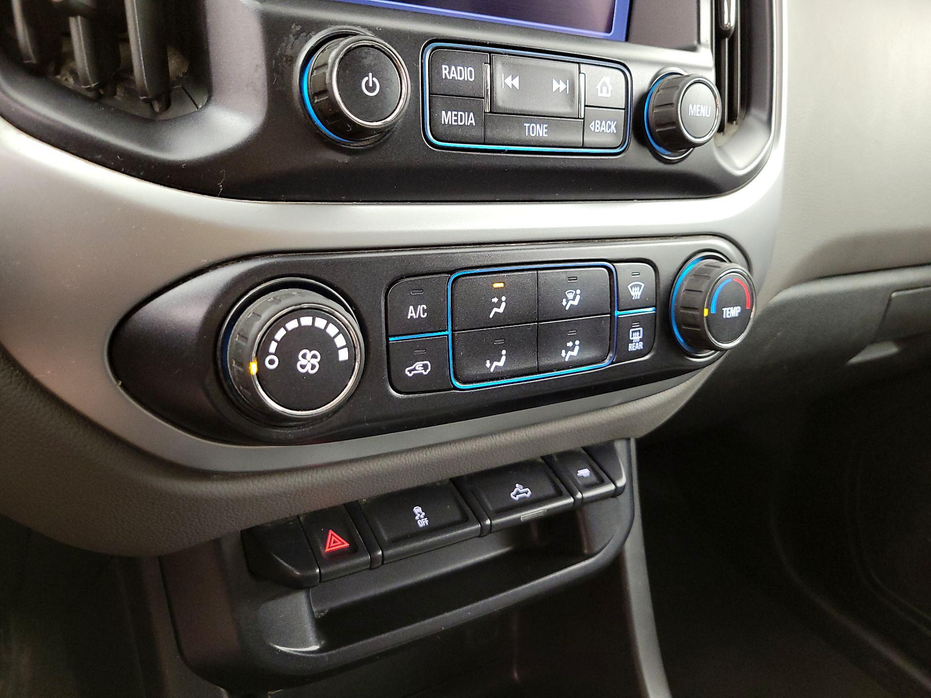 Thumbnail: 2015 Chevrolet Colorado - 16