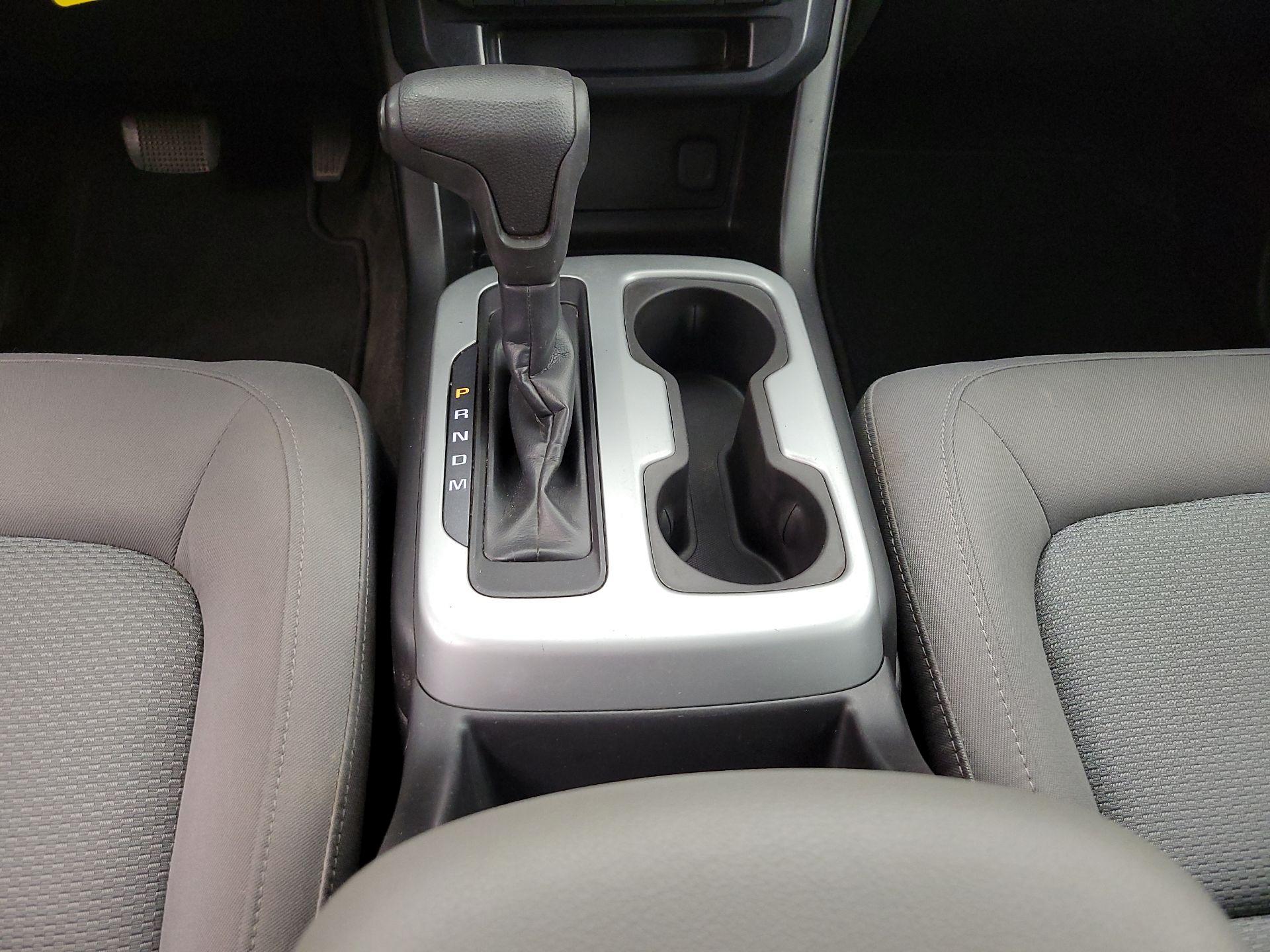 Thumbnail: 2015 Chevrolet Colorado - 17