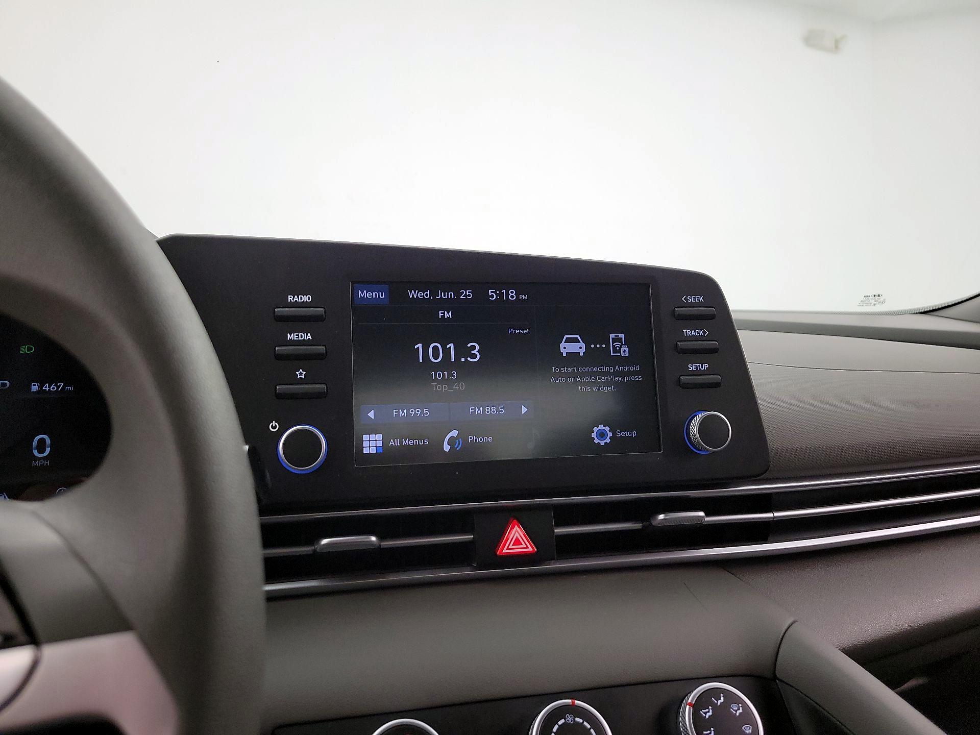 Thumbnail: 2023 Hyundai Elantra - 15