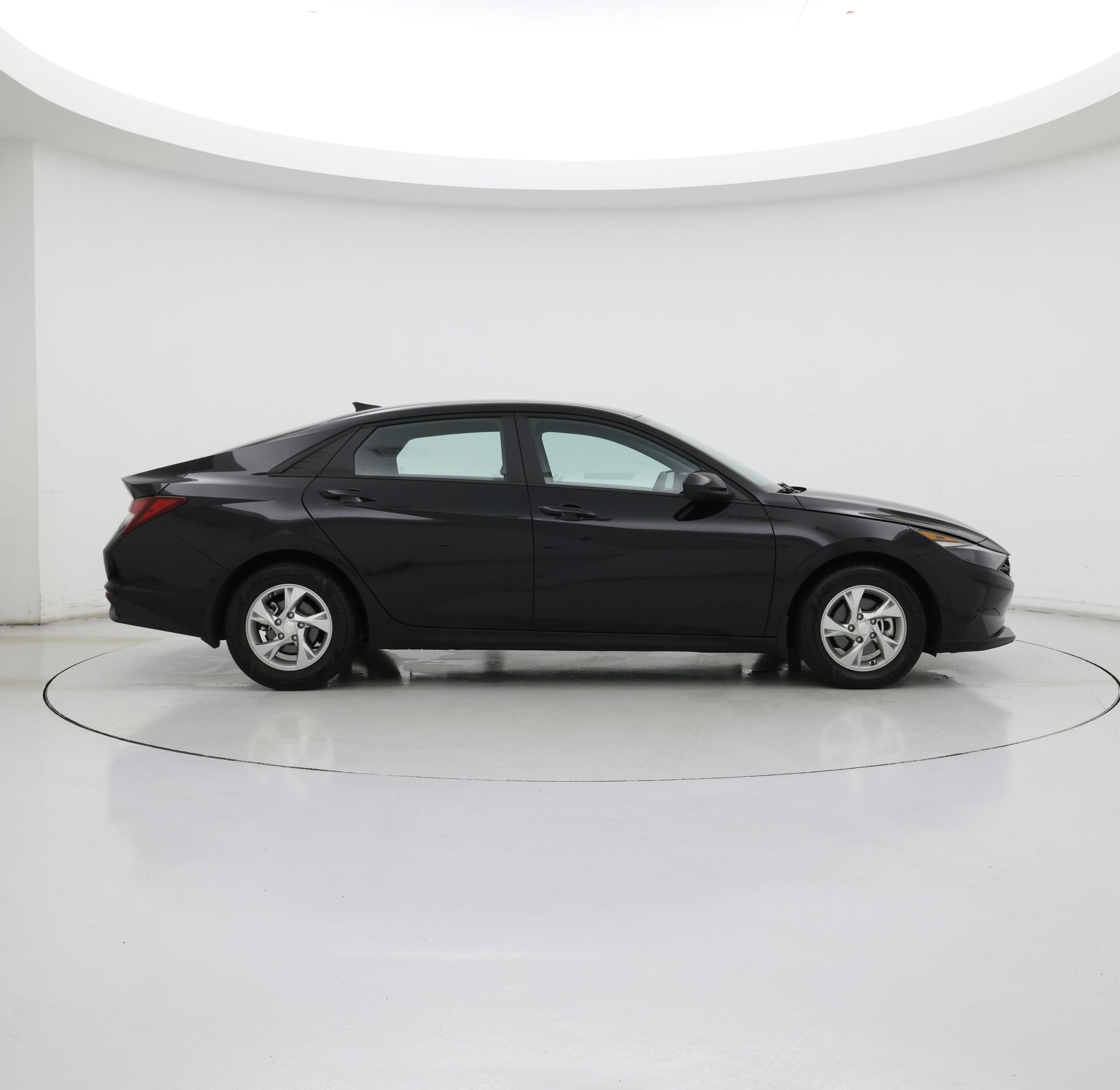Thumbnail: 2023 Hyundai Elantra - 7