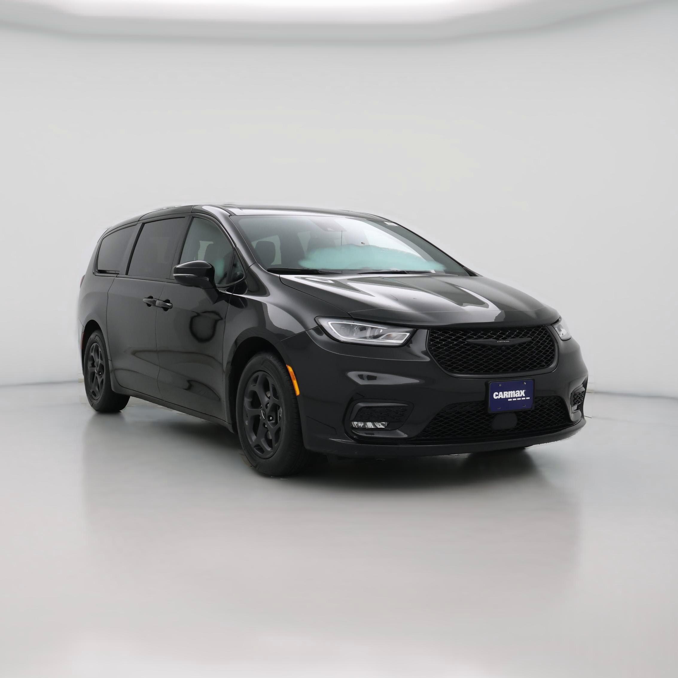 Thumbnail: 2023 Chrysler Pacifica - 1
