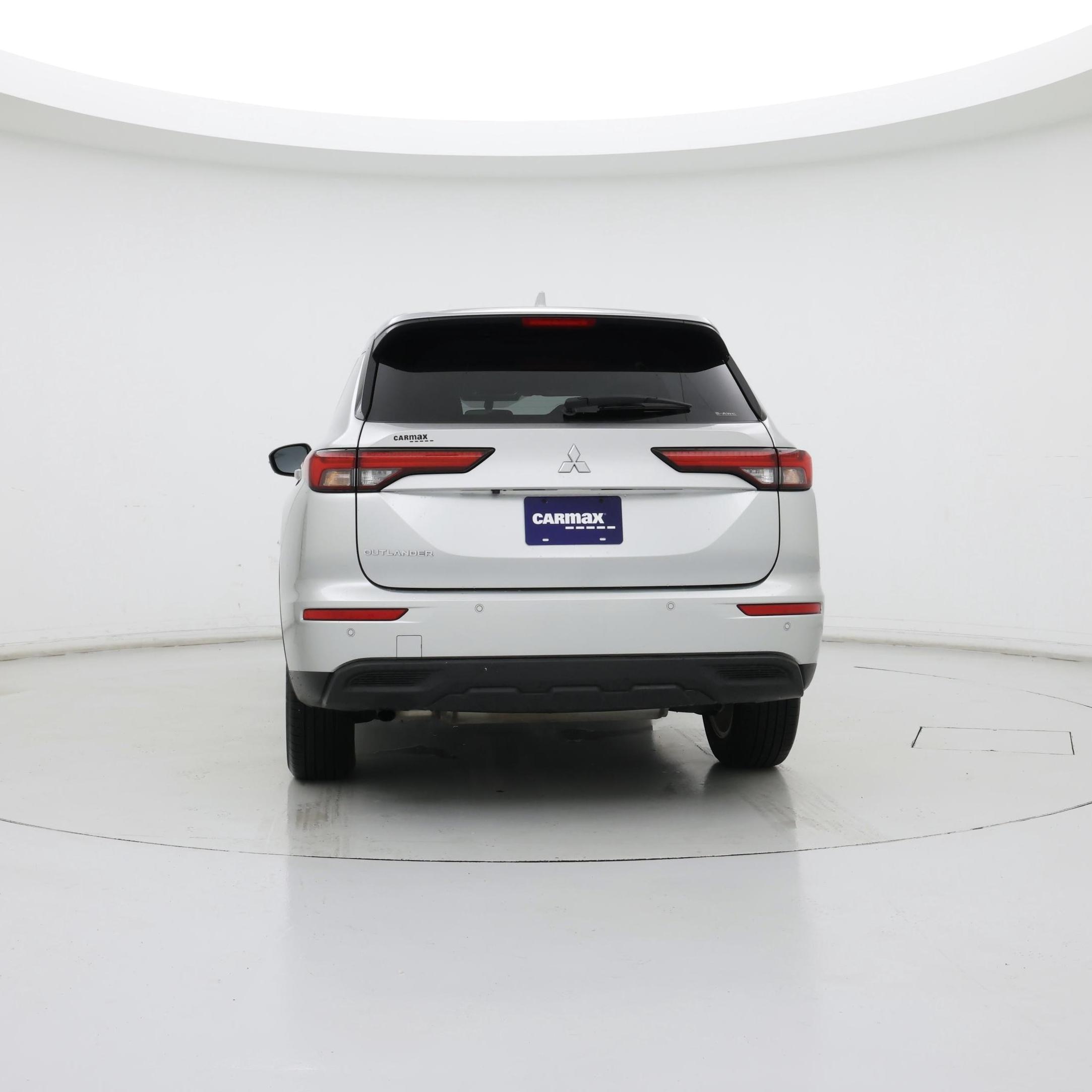 Thumbnail: 2024 Mitsubishi Outlander - 6