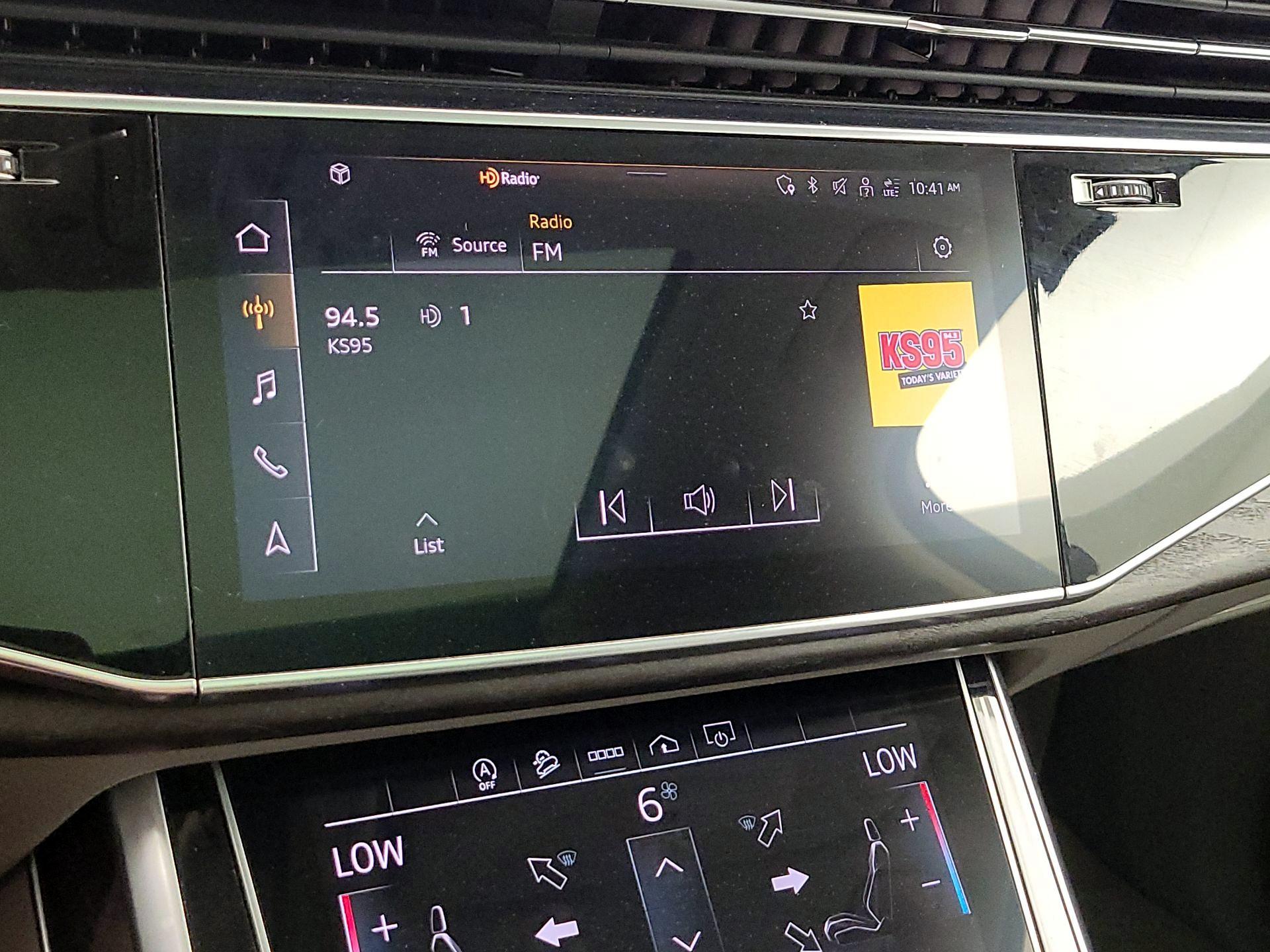 Thumbnail: 2021 Audi Q7 - 16