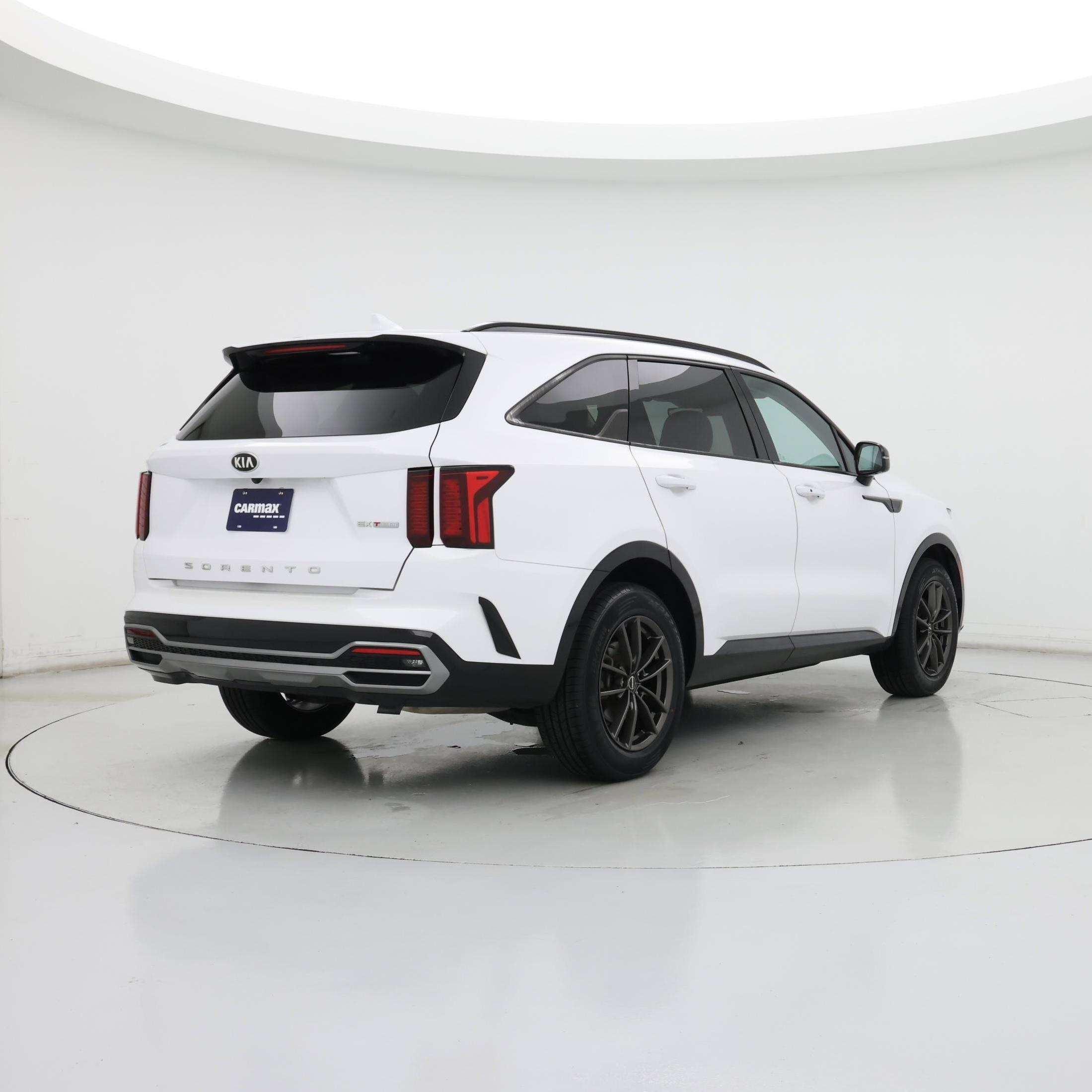 Thumbnail: 2021 Kia Sorento - 8