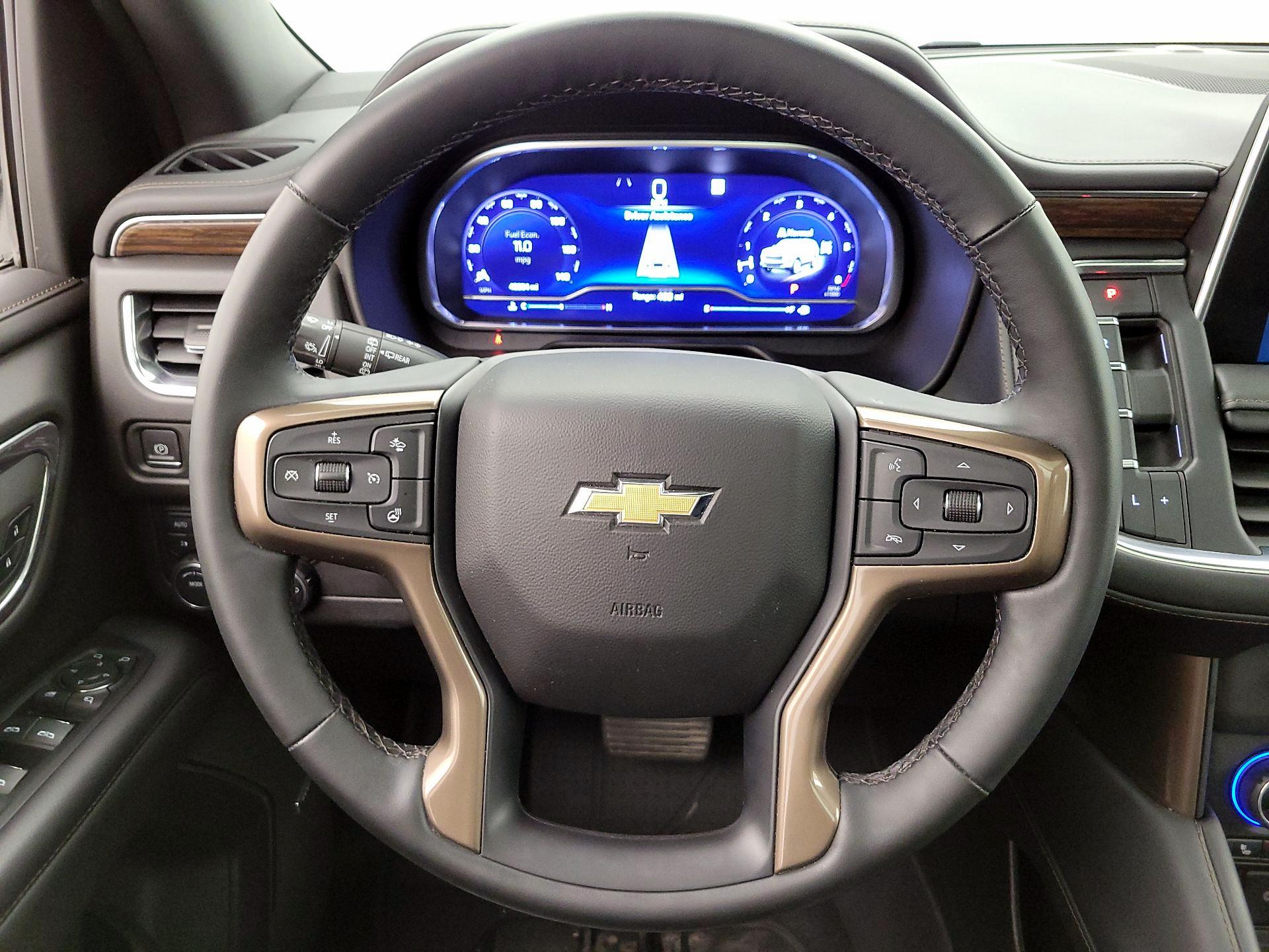 Thumbnail: 2023 Chevrolet Suburban - 10