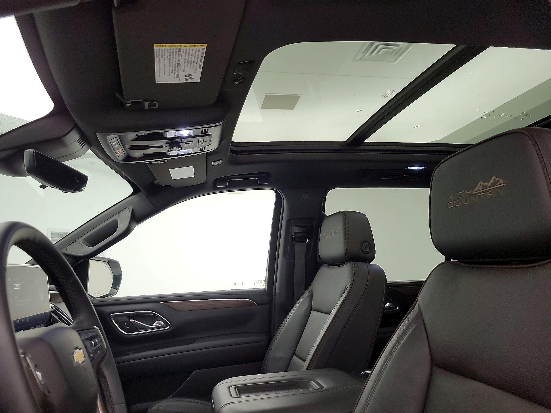 Thumbnail: 2023 Chevrolet Suburban - 20