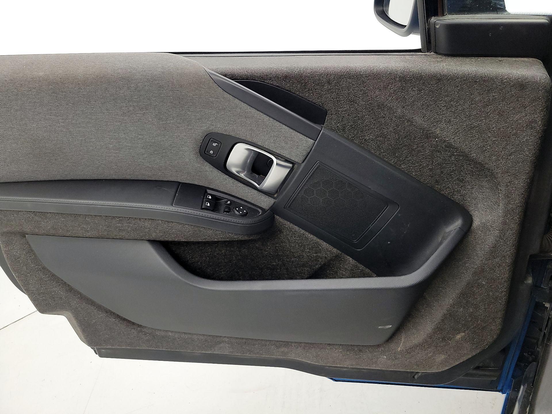 Thumbnail: 2017 BMW i3 - 12