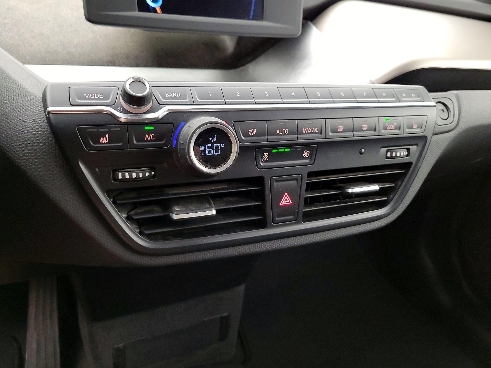 Thumbnail: 2017 BMW i3 - 17