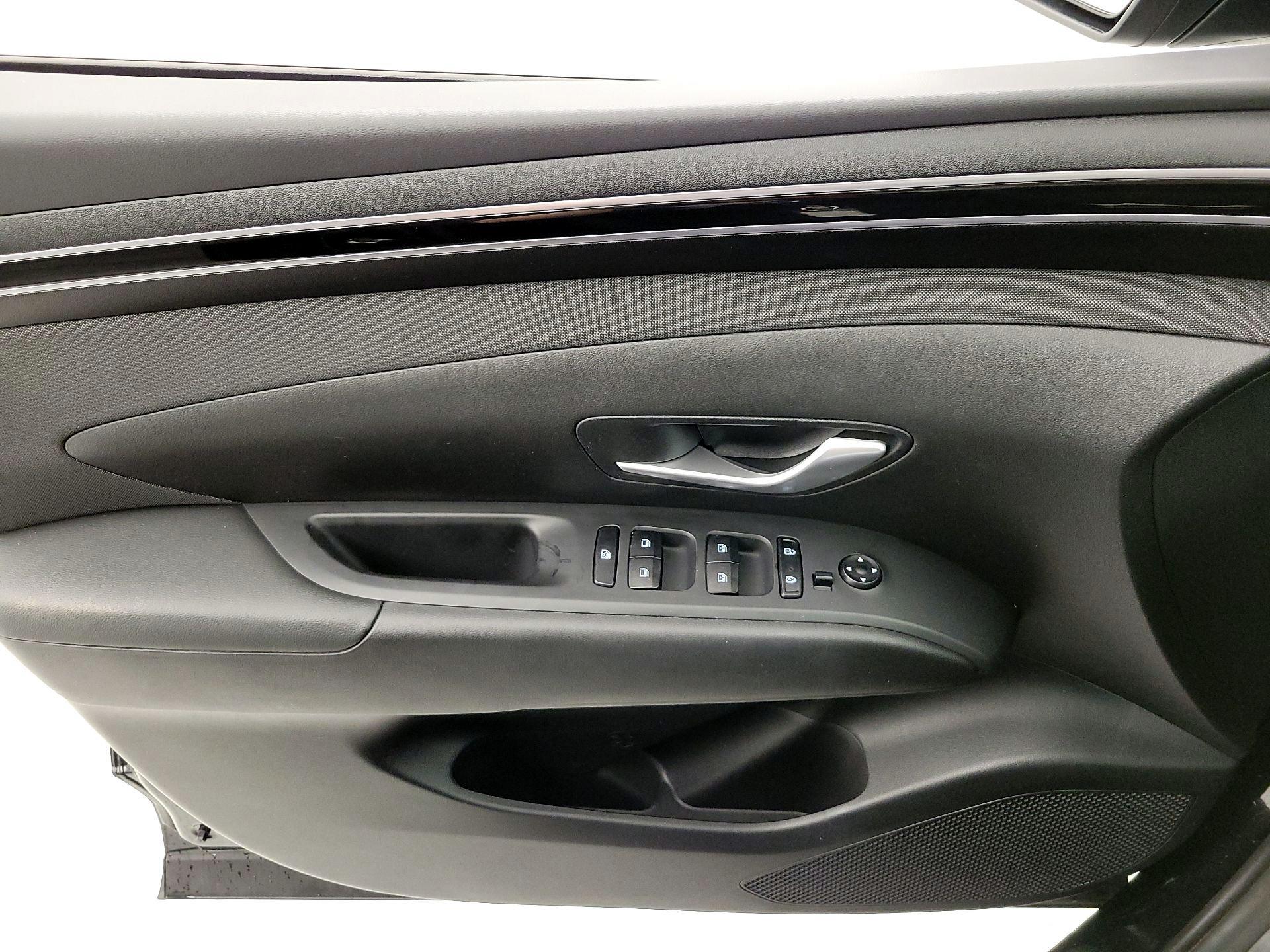 Thumbnail: 2023 Hyundai Tucson - 12