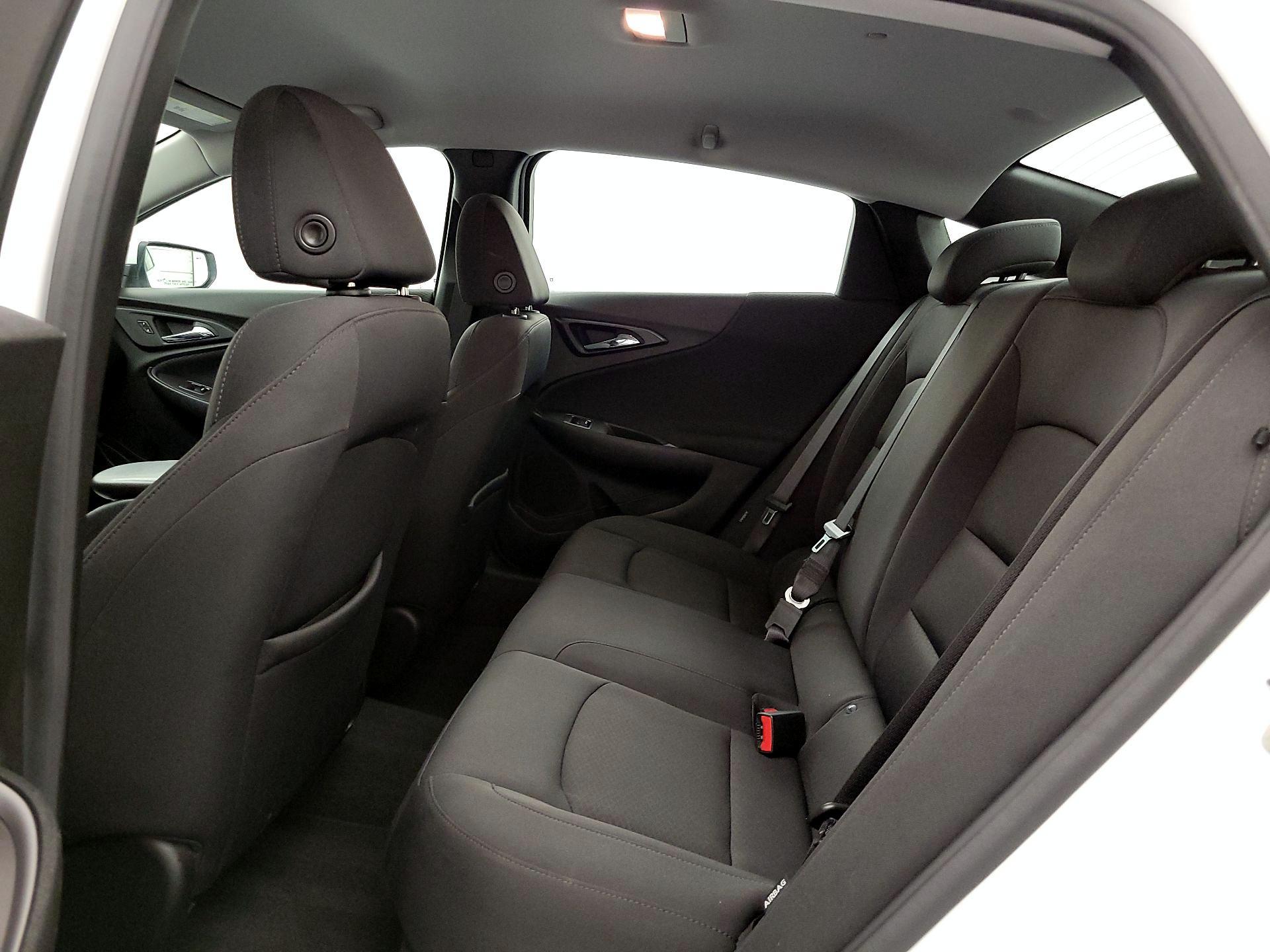 Thumbnail: 2020 Chevrolet Malibu - 17
