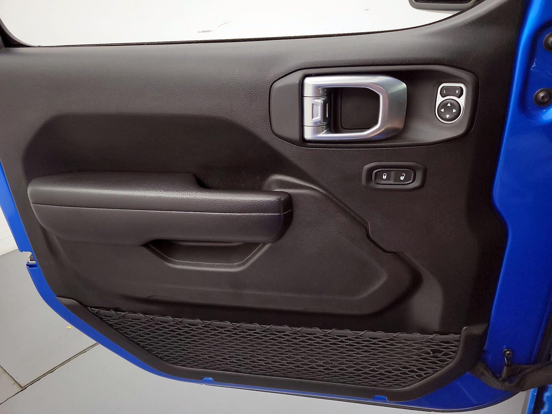 Thumbnail: 2021 Jeep Wrangler - 12