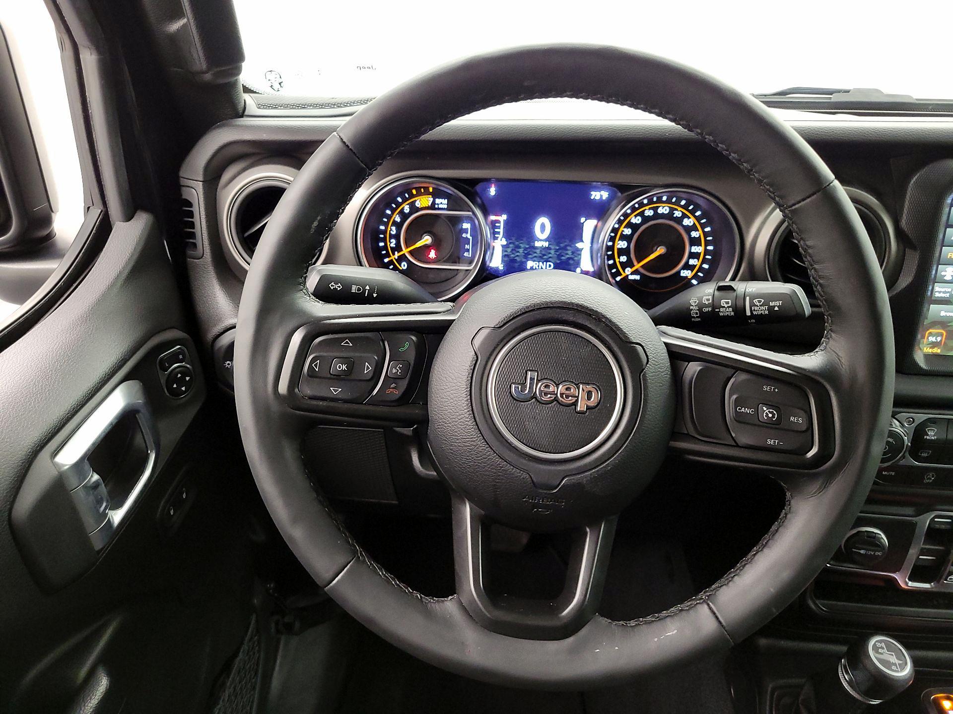 Thumbnail: 2022 Jeep Wrangler - 10