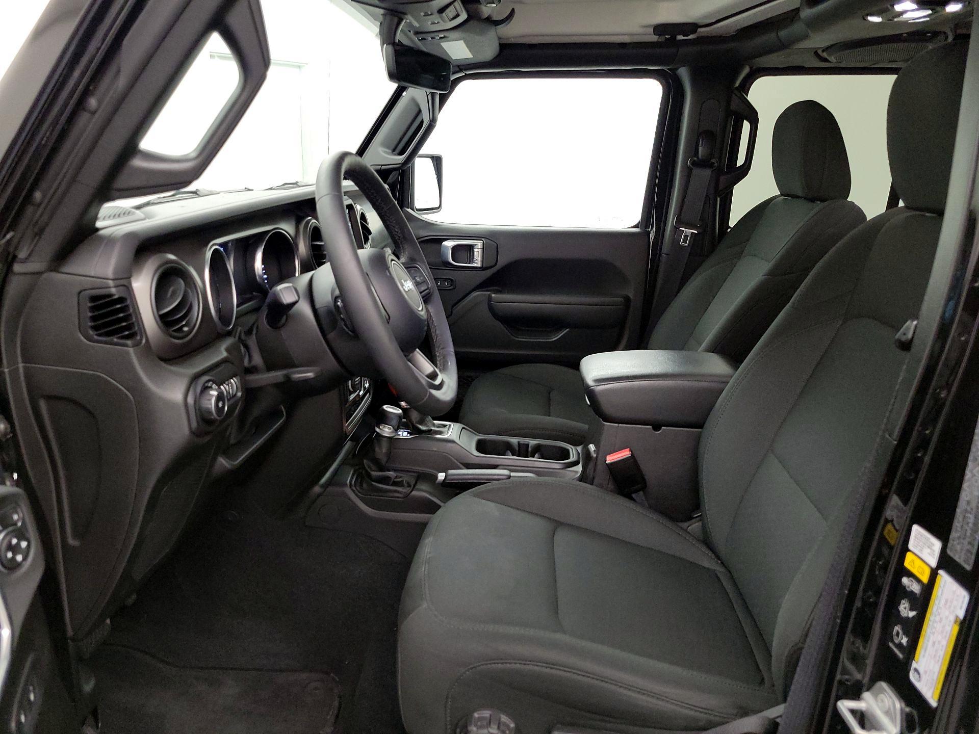 Thumbnail: 2022 Jeep Wrangler - 11