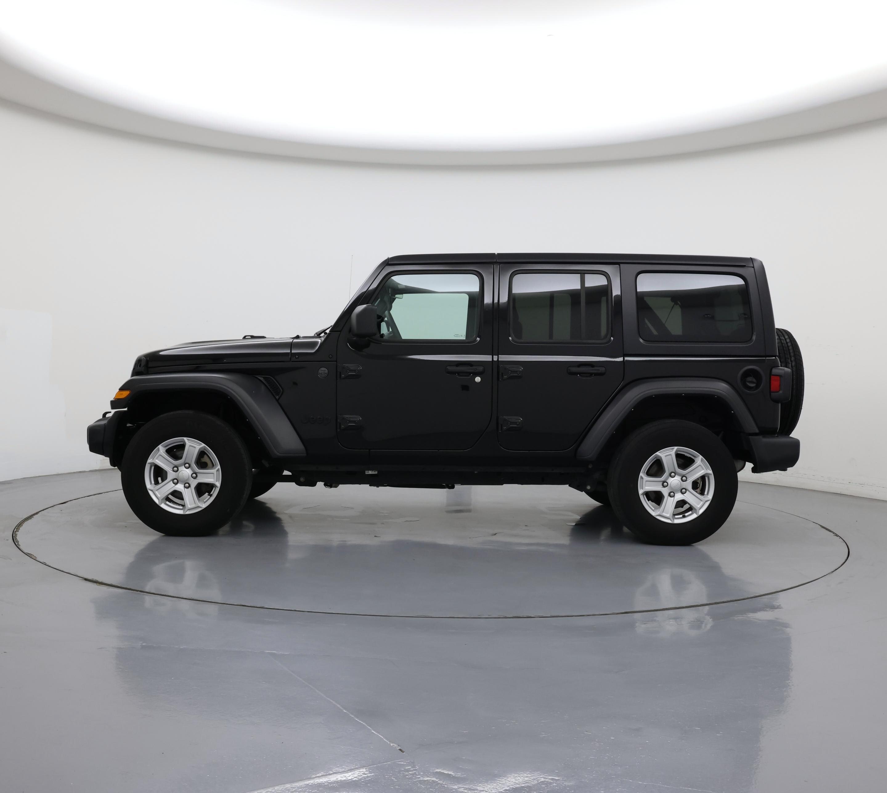 Thumbnail: 2022 Jeep Wrangler - 3