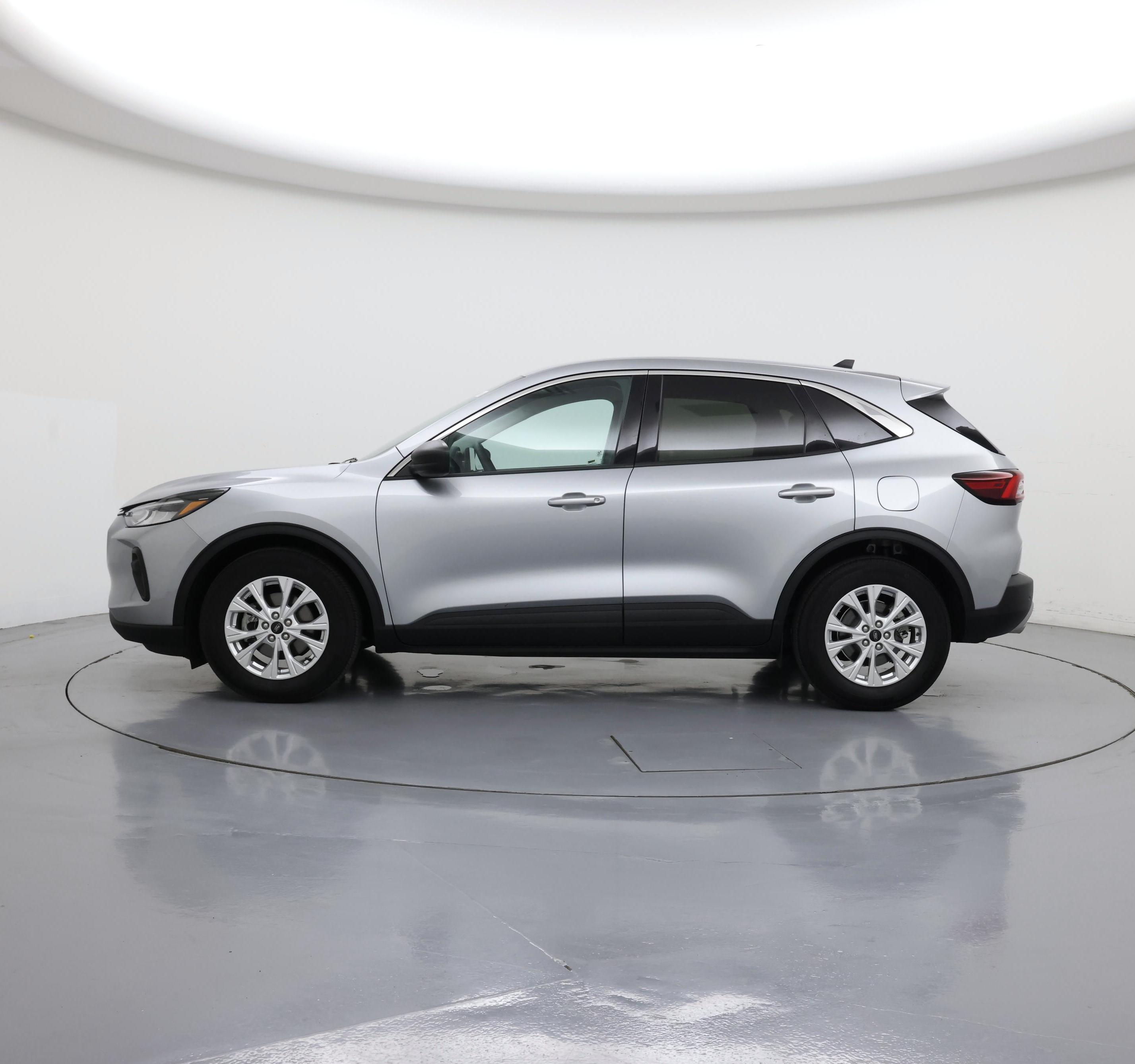 Thumbnail: 2023 Ford Escape - 3