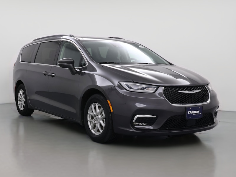 2022 Chrysler Pacifica Touring L -
                  Urbandale, IA