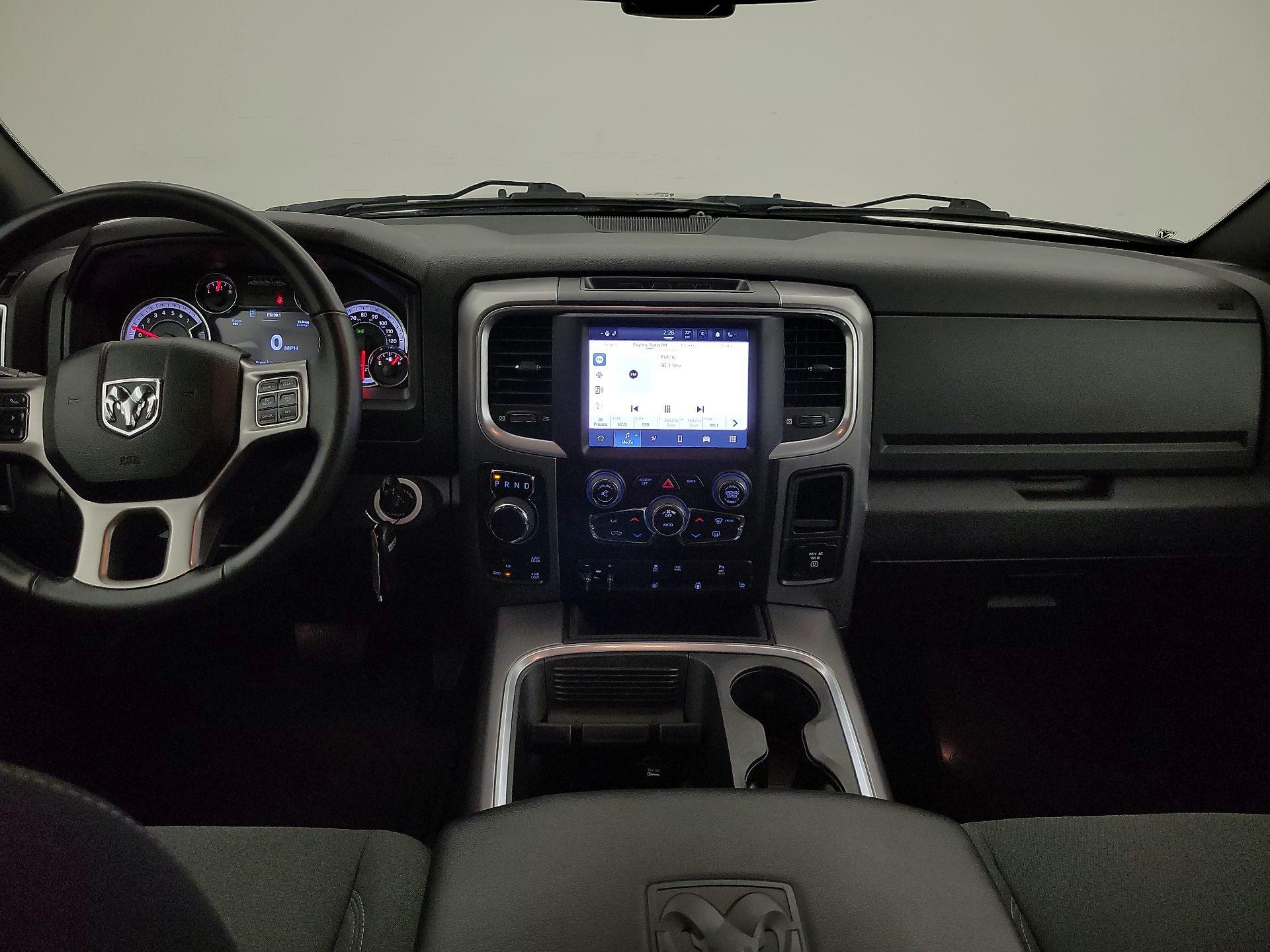 Thumbnail: 2022 RAM 1500 Classic - 9