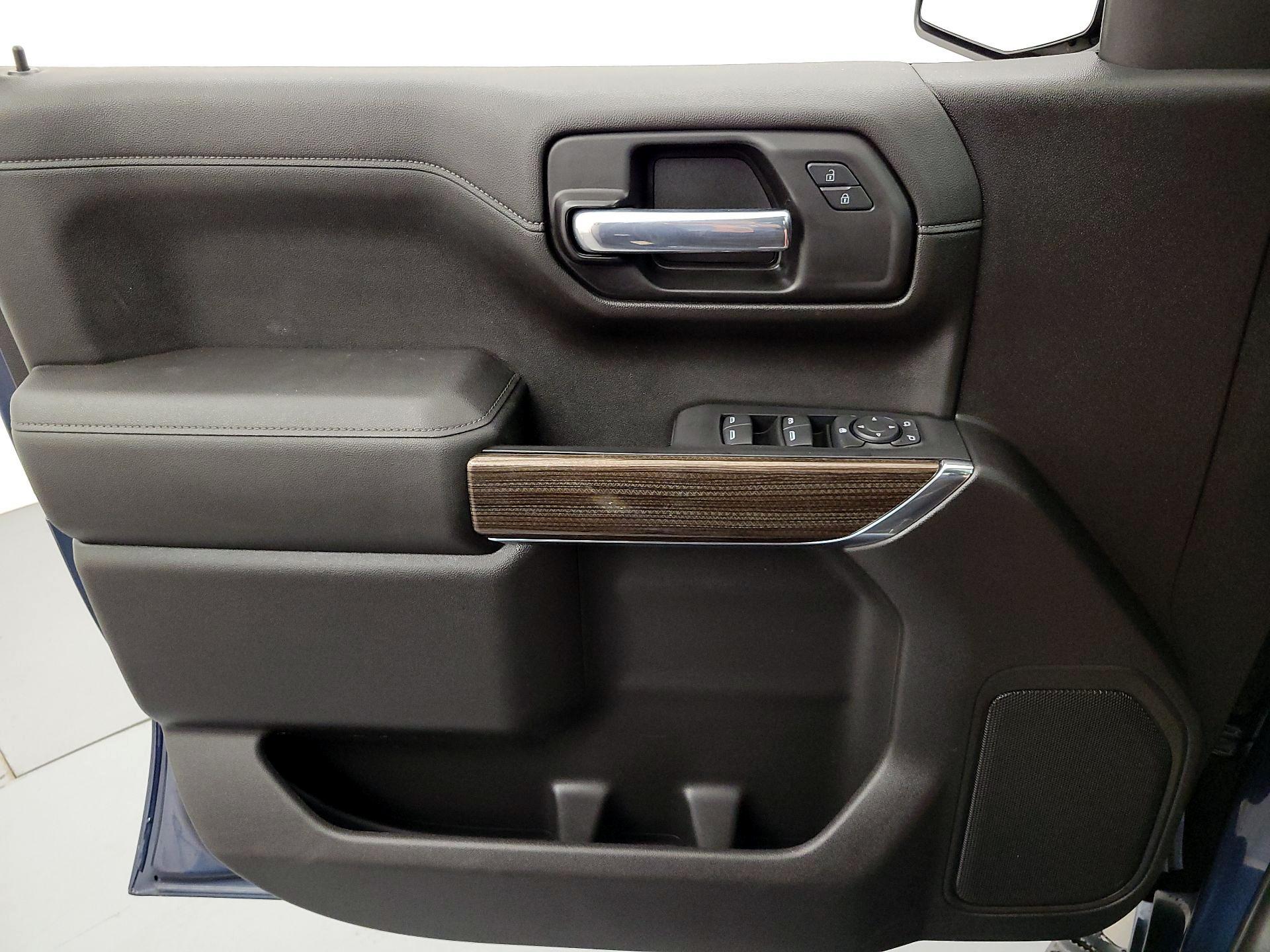 Thumbnail: 2021 Chevrolet Silverado 1500 - 12